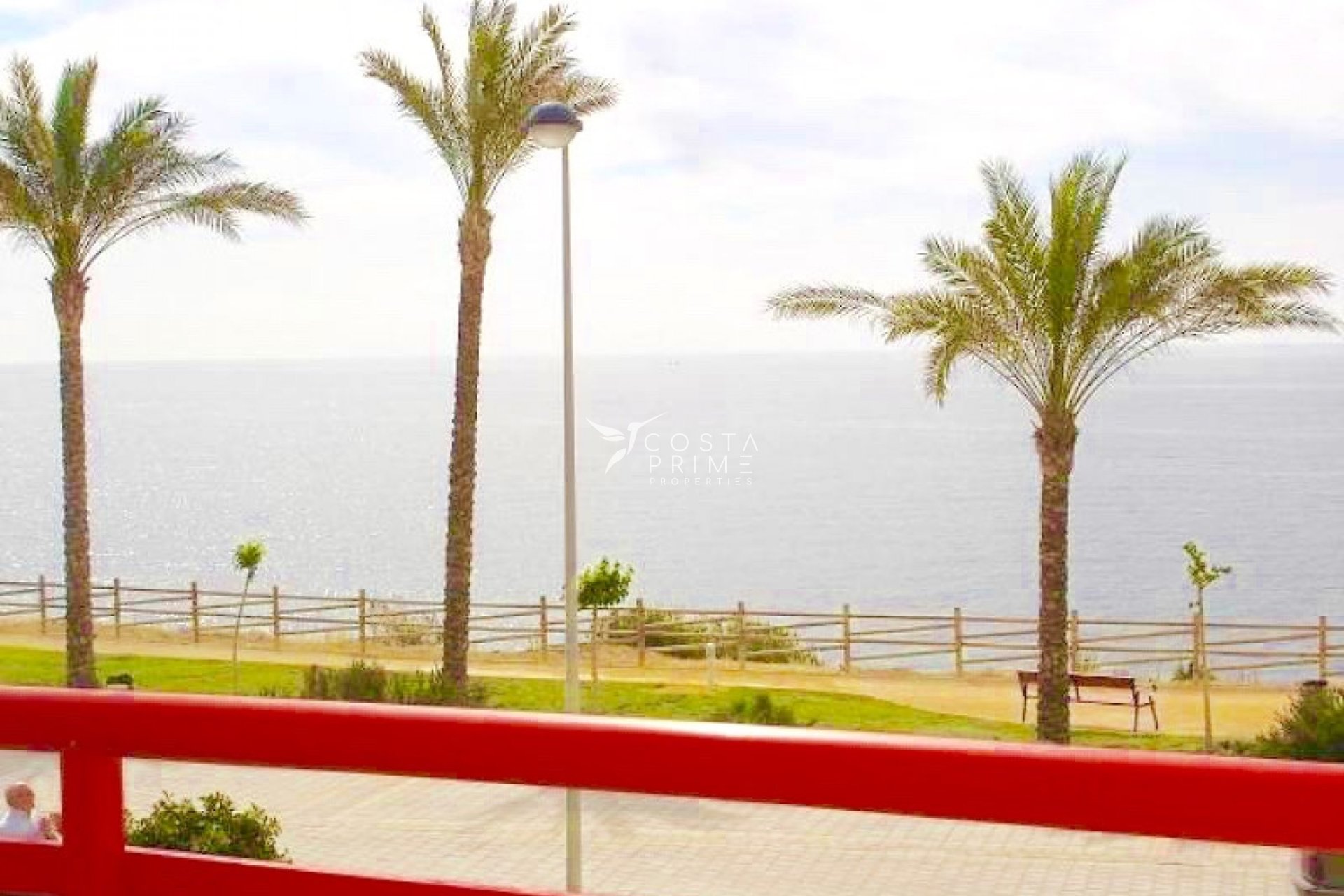 Resale - Apartment / Flat - Villajoyosa