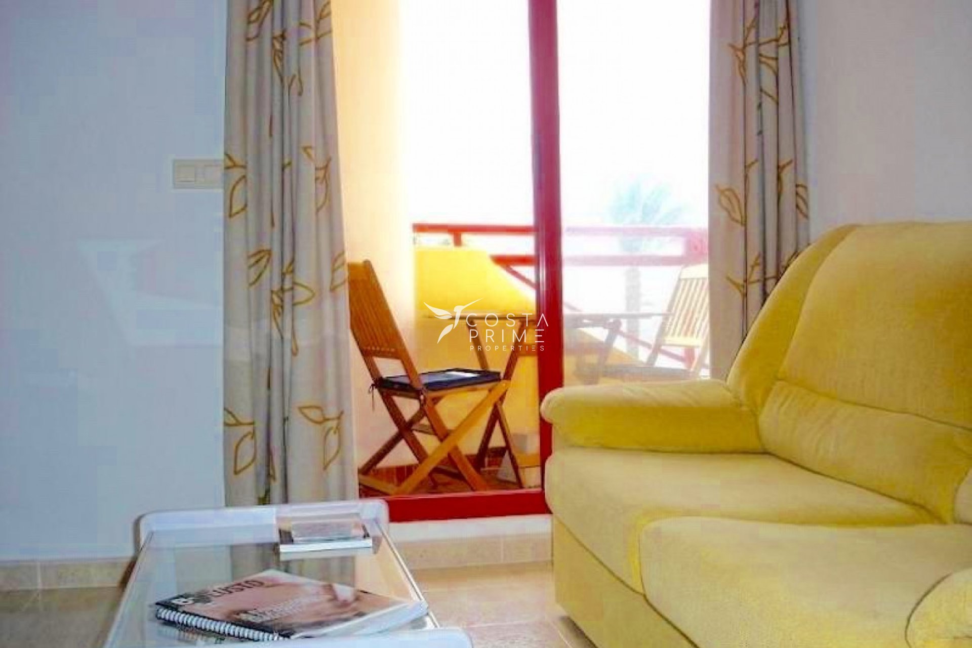 Resale - Apartment / Flat - Villajoyosa