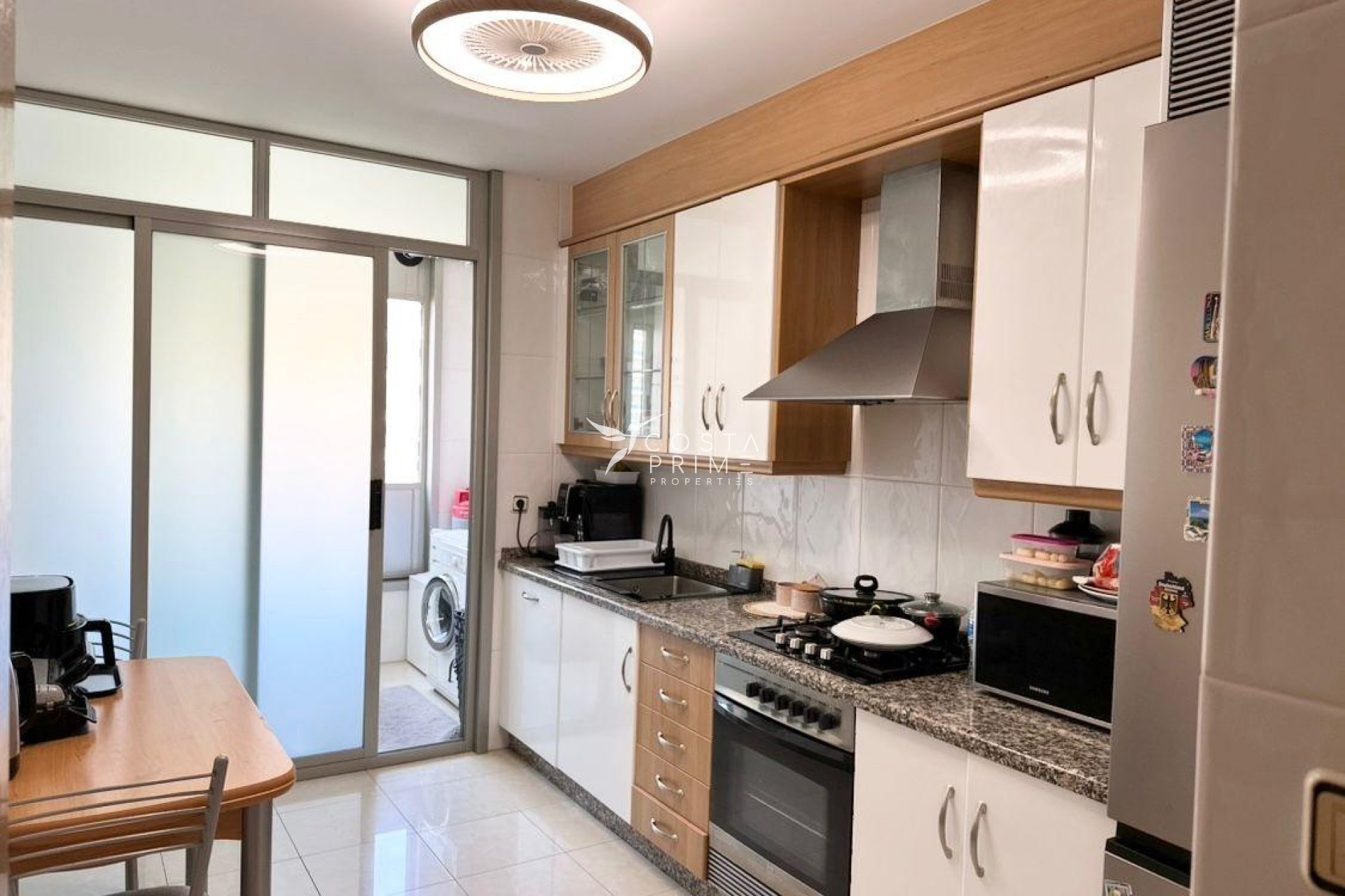 Resale - Apartment / Flat - Villajoyosa