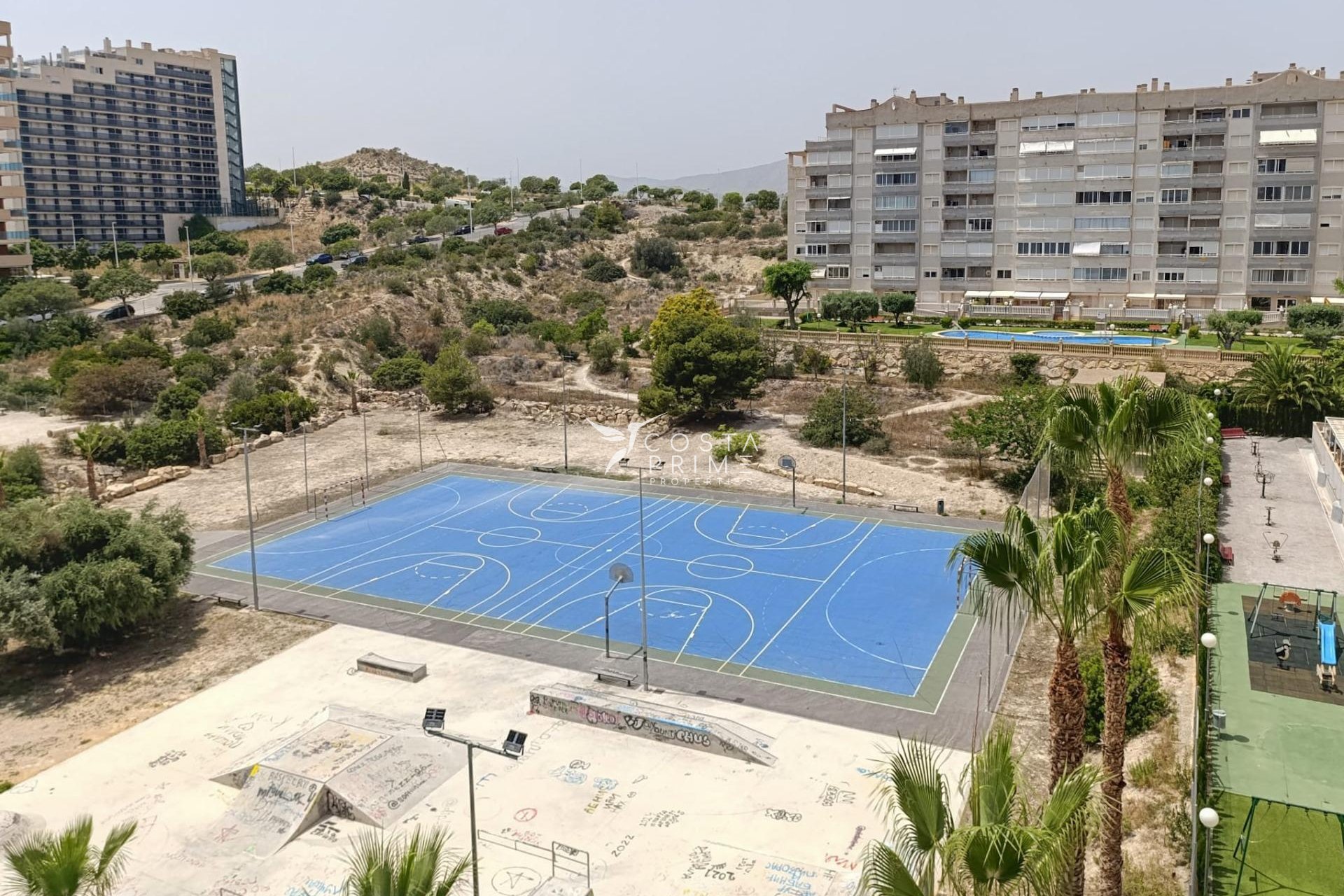 Resale - Apartment / Flat - Villajoyosa