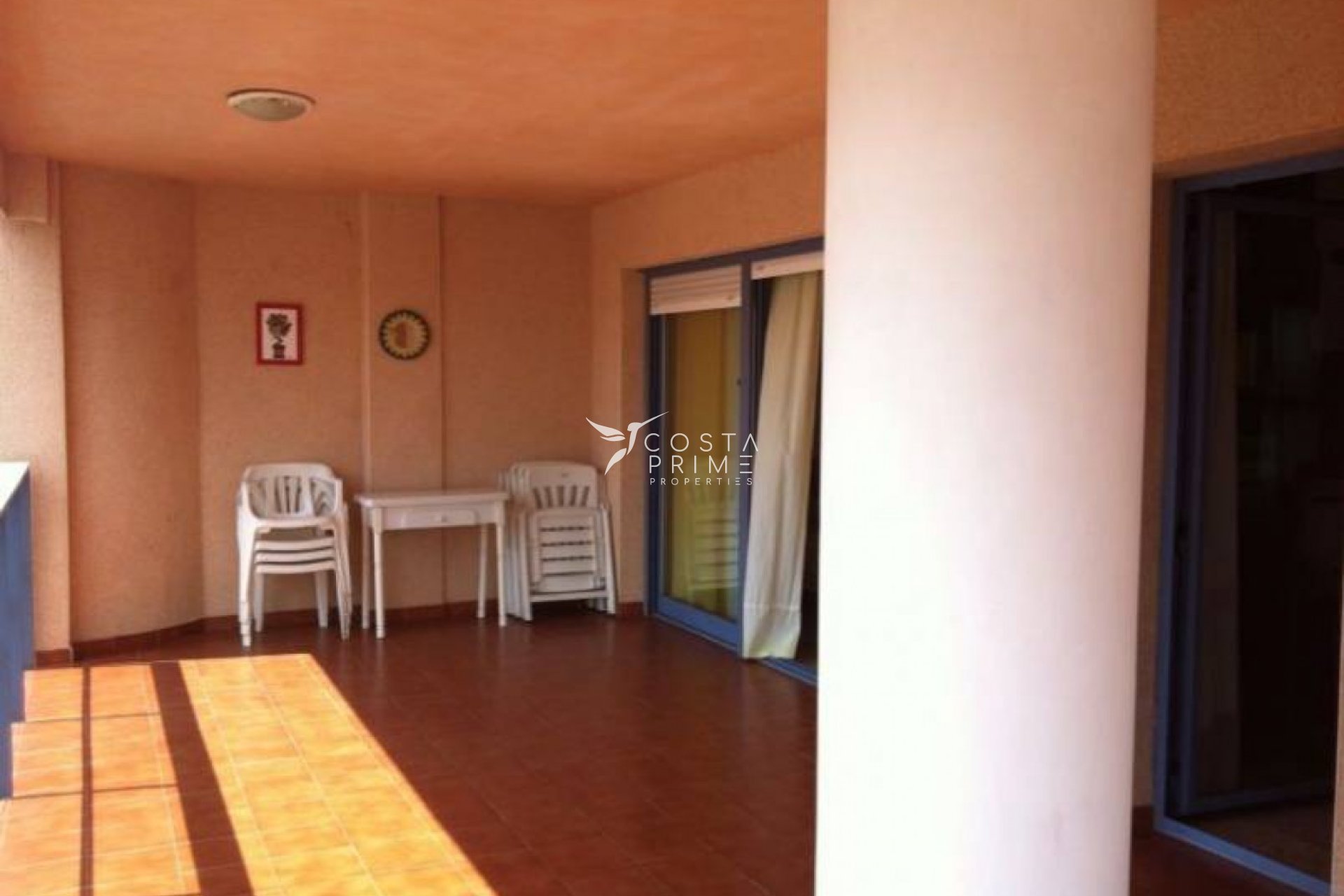 Resale - Apartment / Flat - Villajoyosa