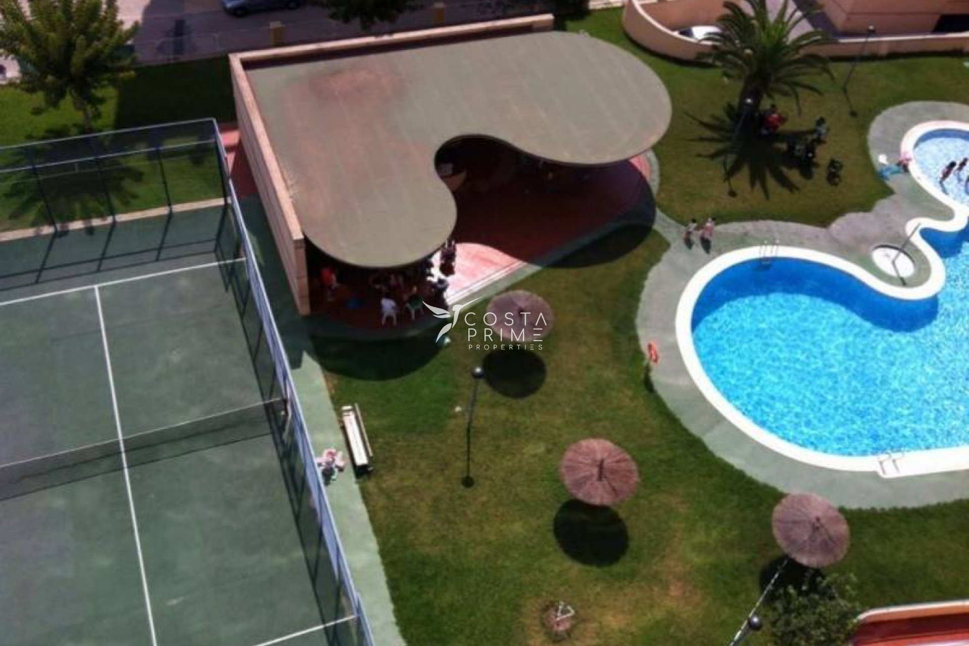 Resale - Apartment / Flat - Villajoyosa