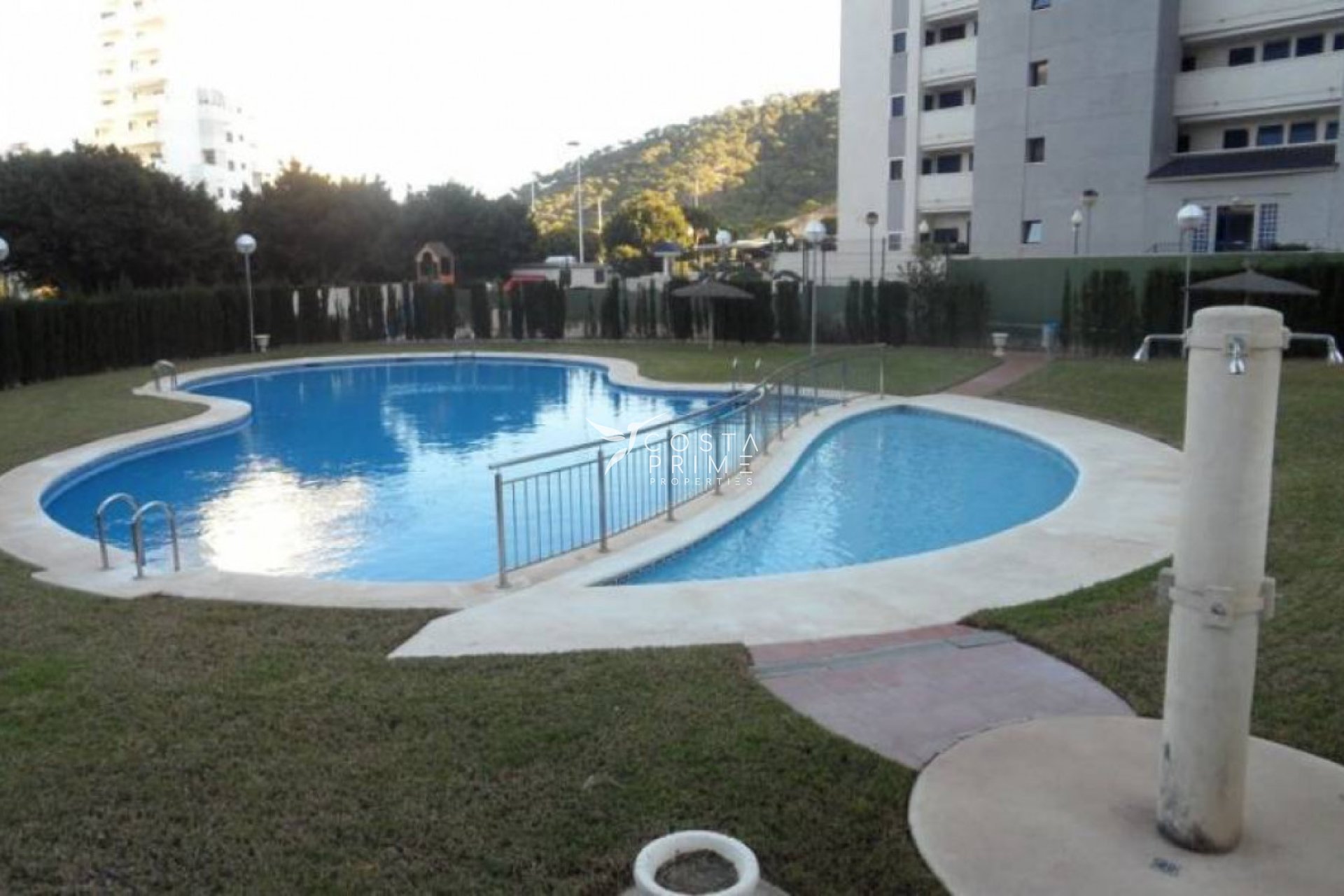 Resale - Apartment / Flat - Villajoyosa