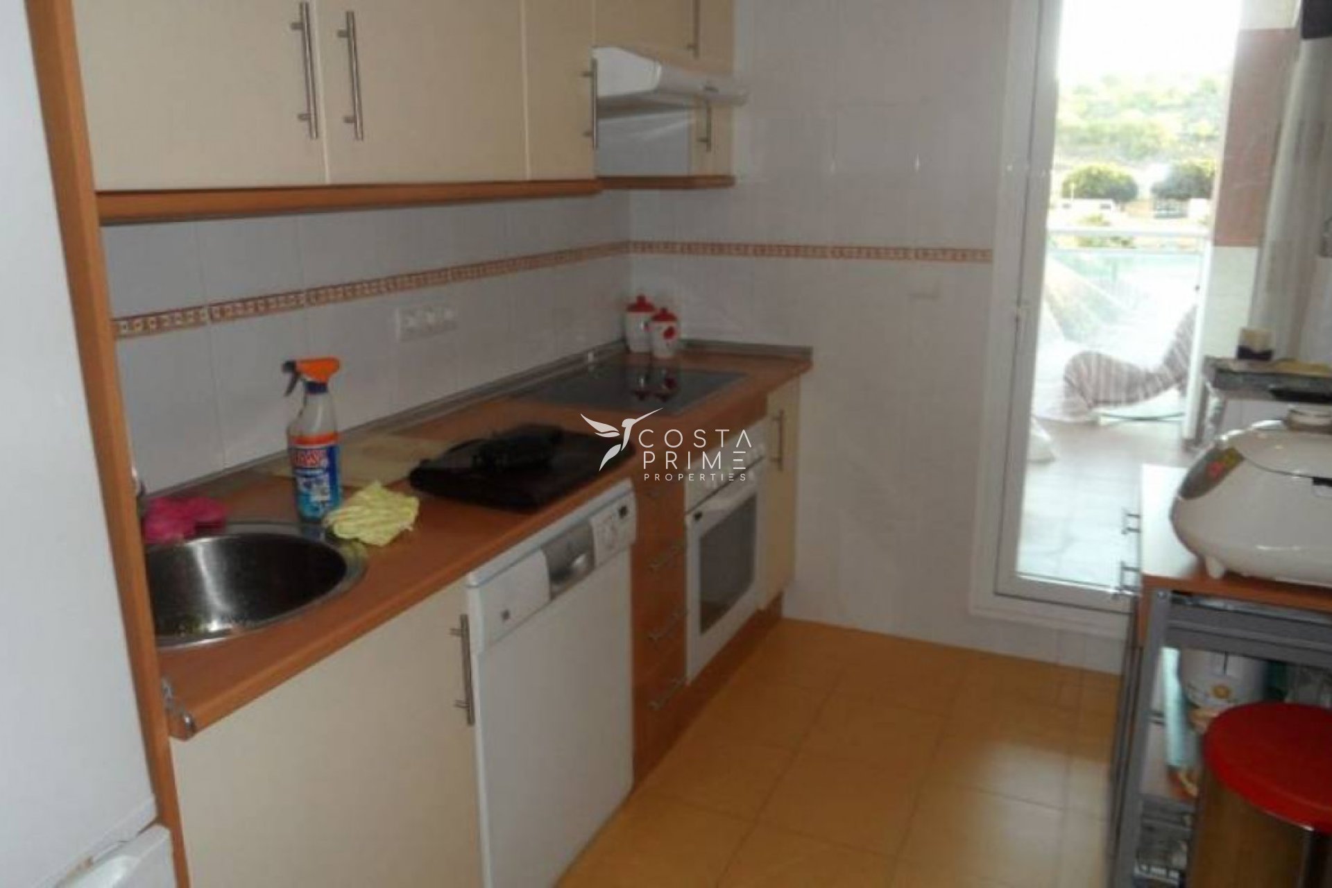 Resale - Apartment / Flat - Villajoyosa