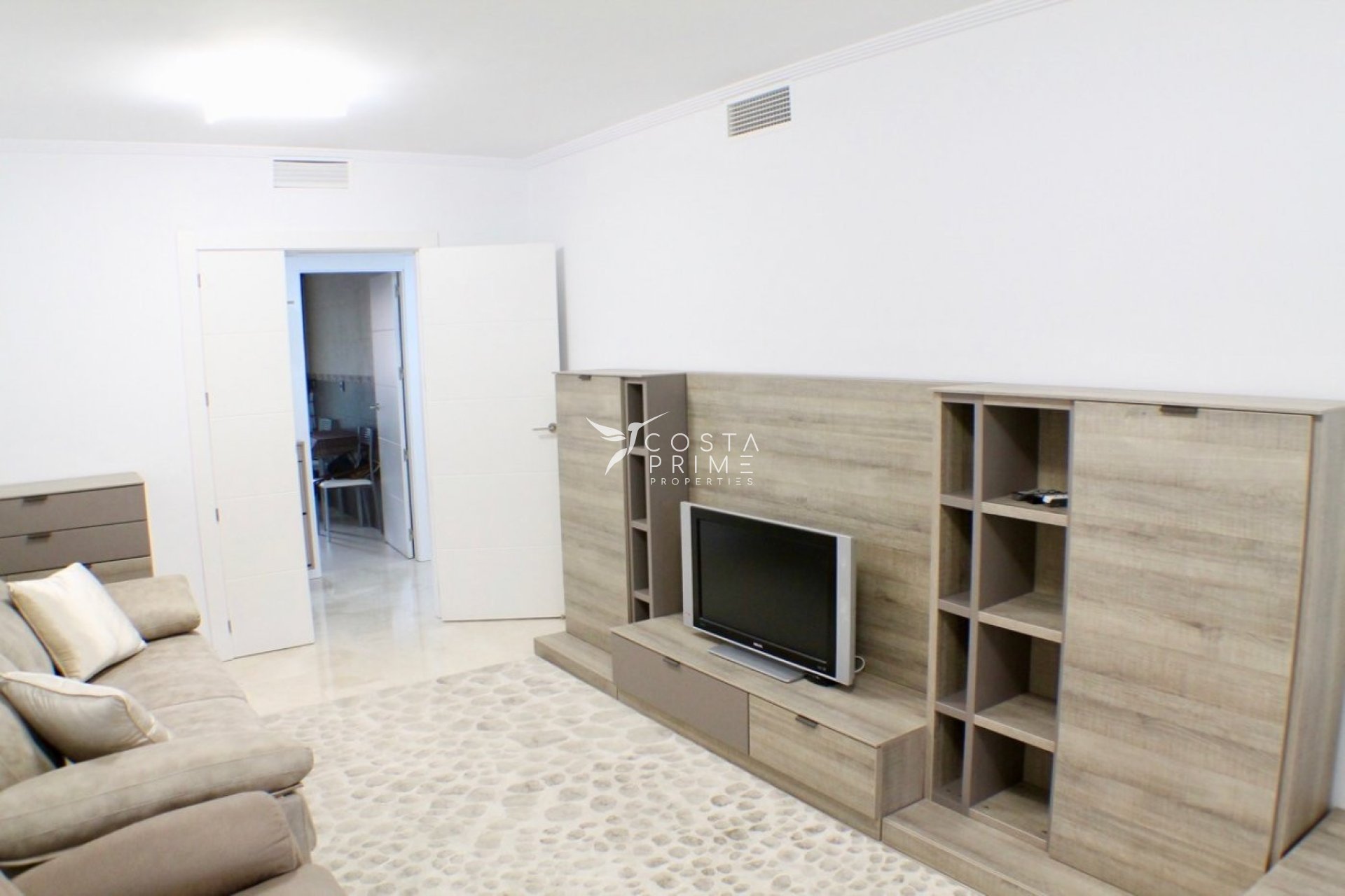 Resale - Apartment / Flat - Villajoyosa