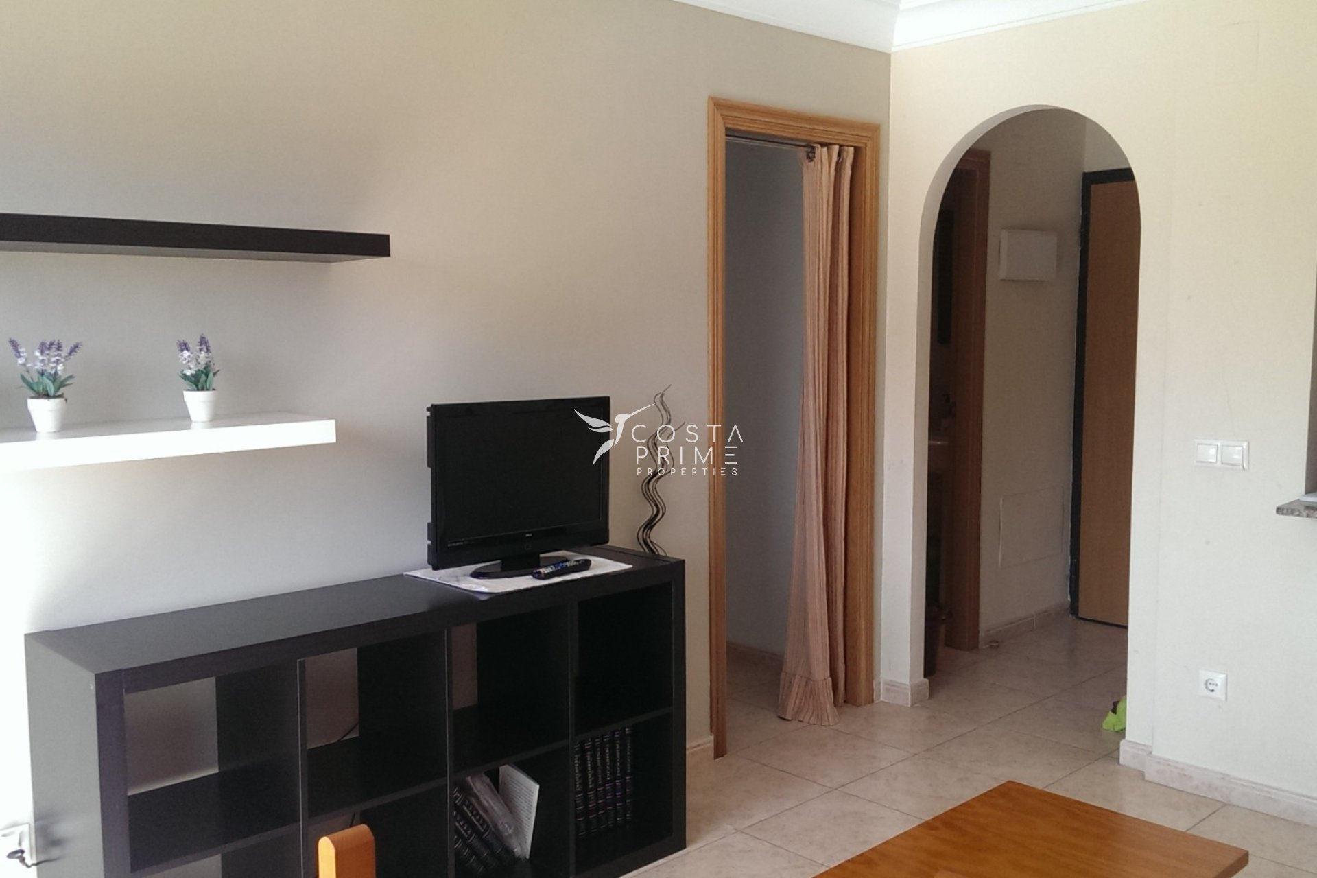 Resale - Apartment / Flat - Villajoyosa