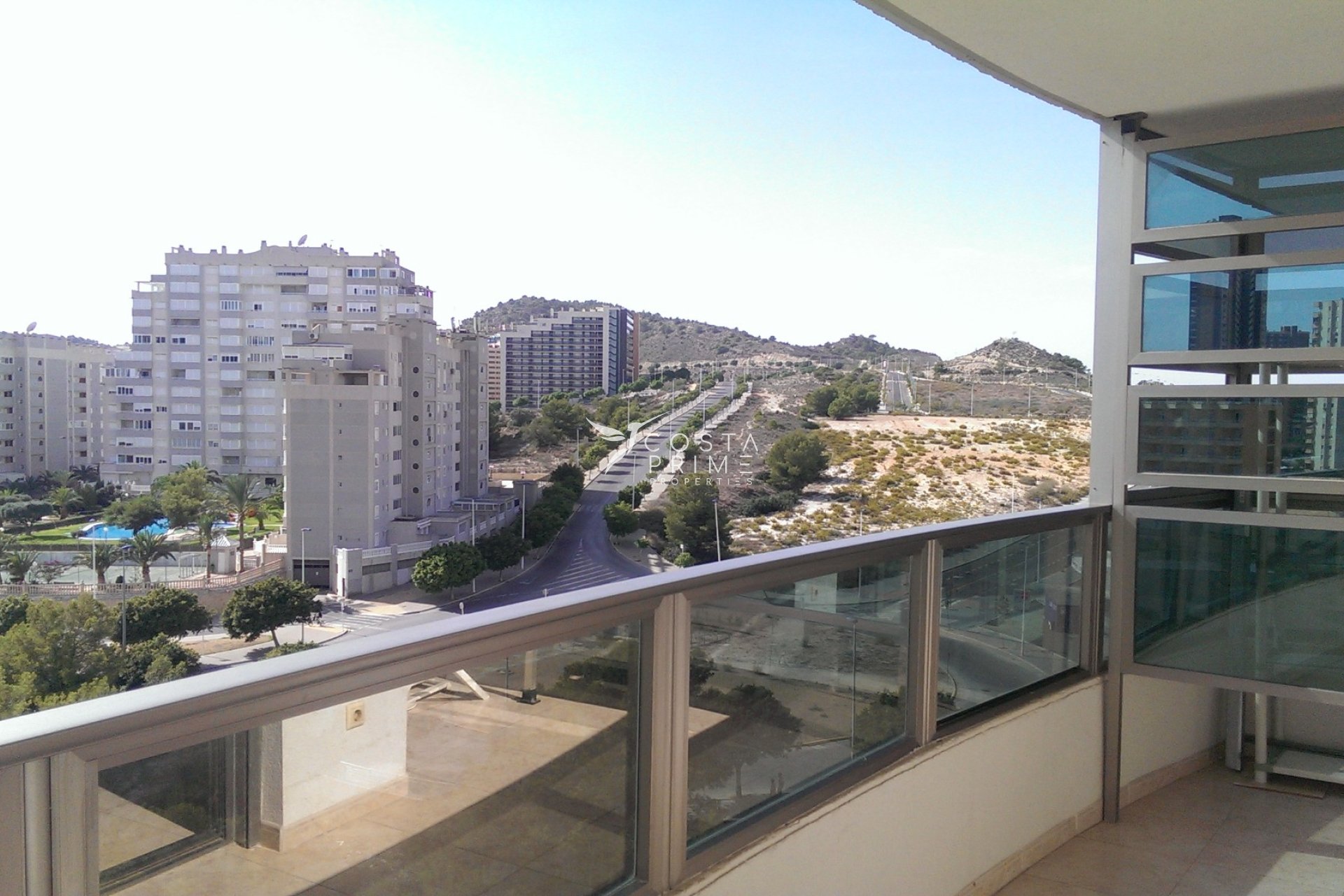 Resale - Apartment / Flat - Villajoyosa