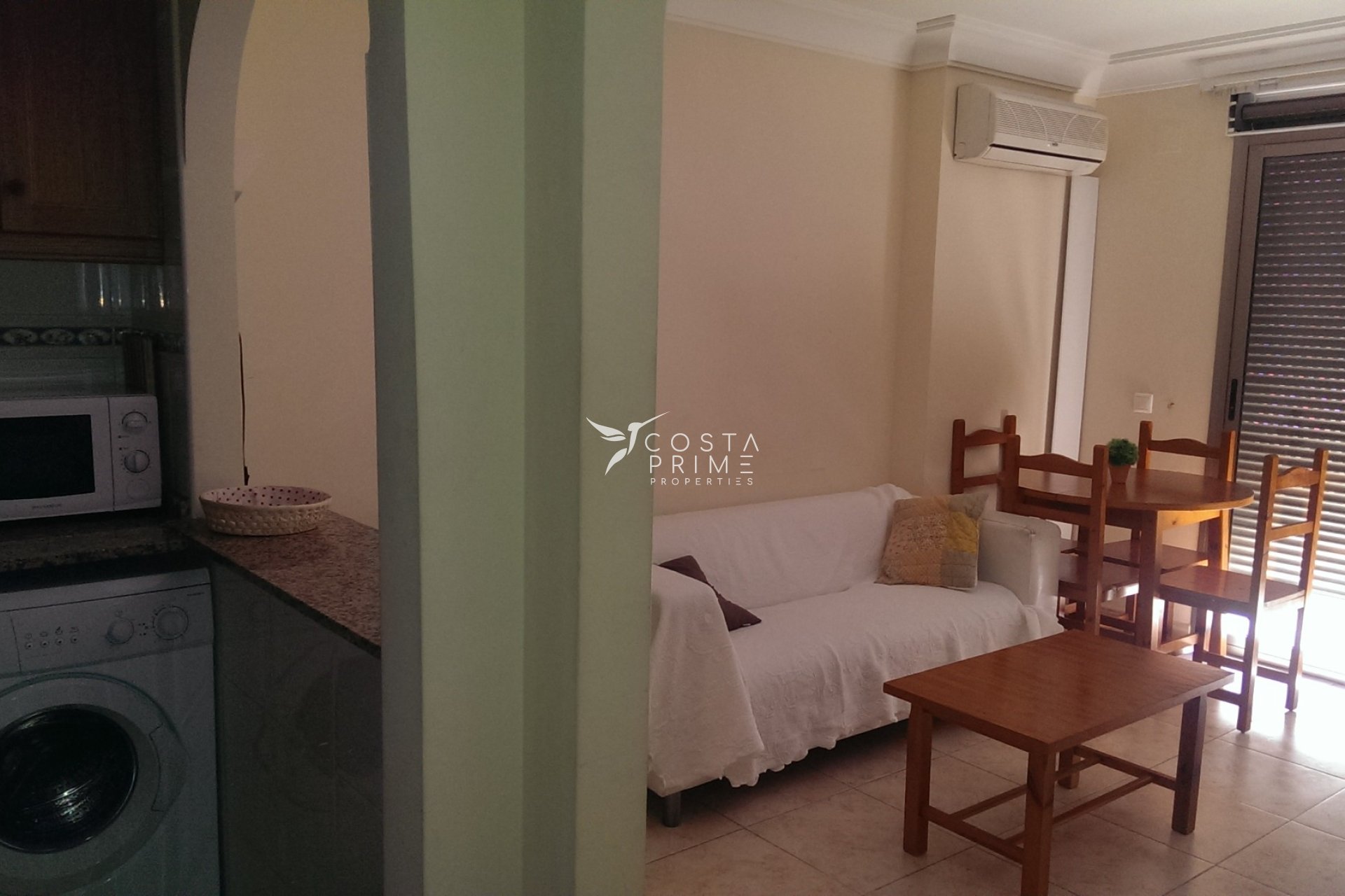 Resale - Apartment / Flat - Villajoyosa