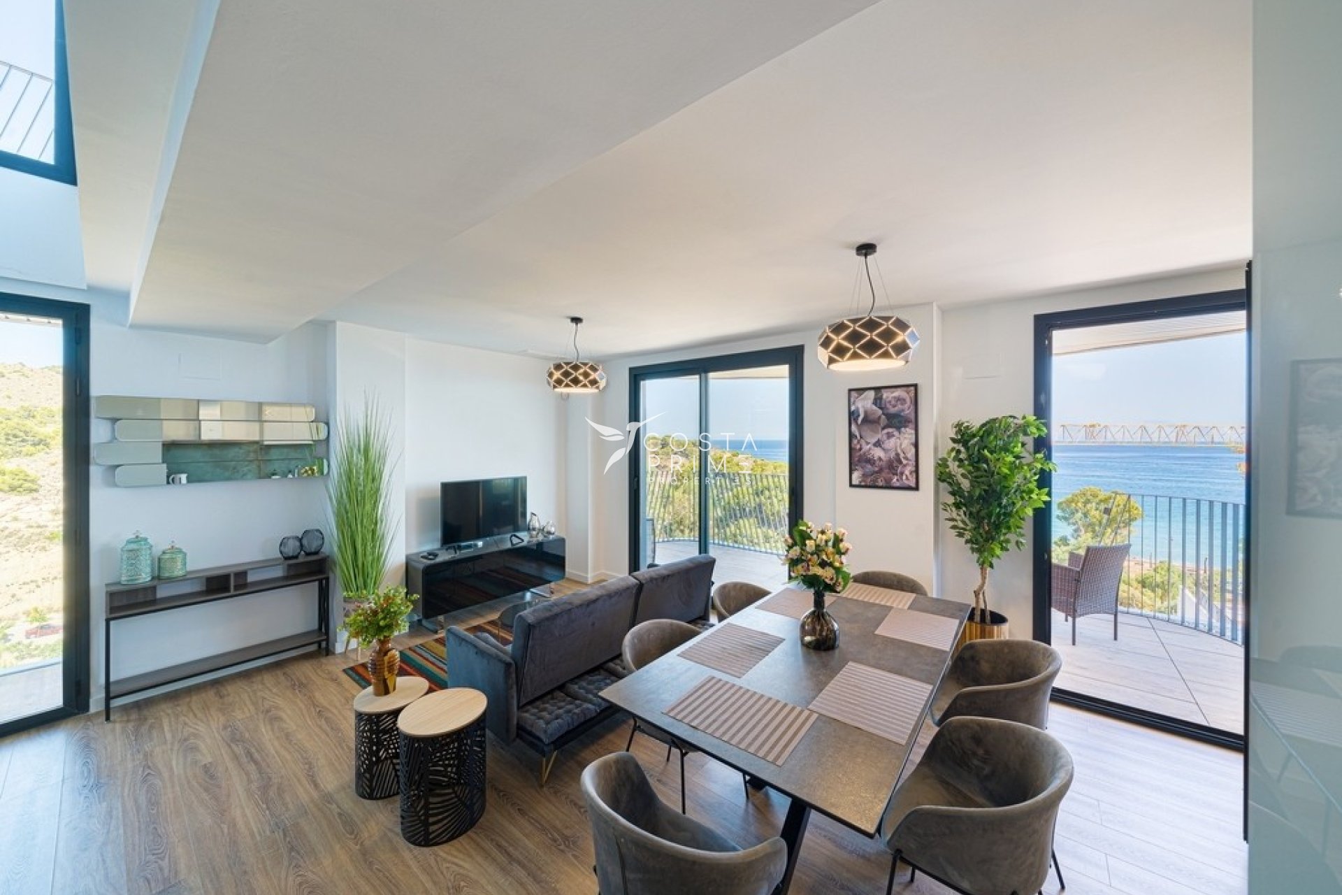 Resale - Apartment / Flat - Villajoyosa