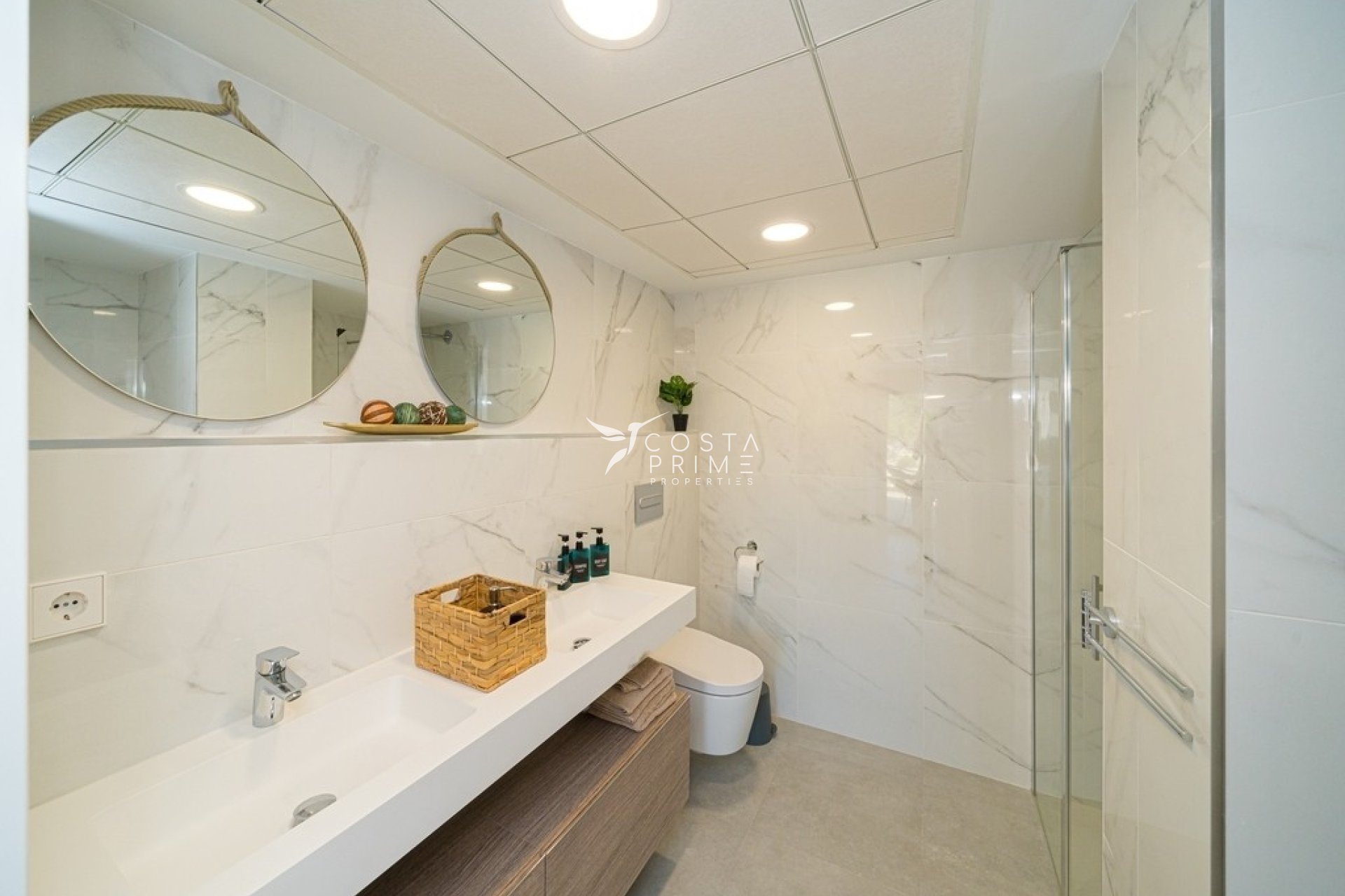 Resale - Apartment / Flat - Villajoyosa