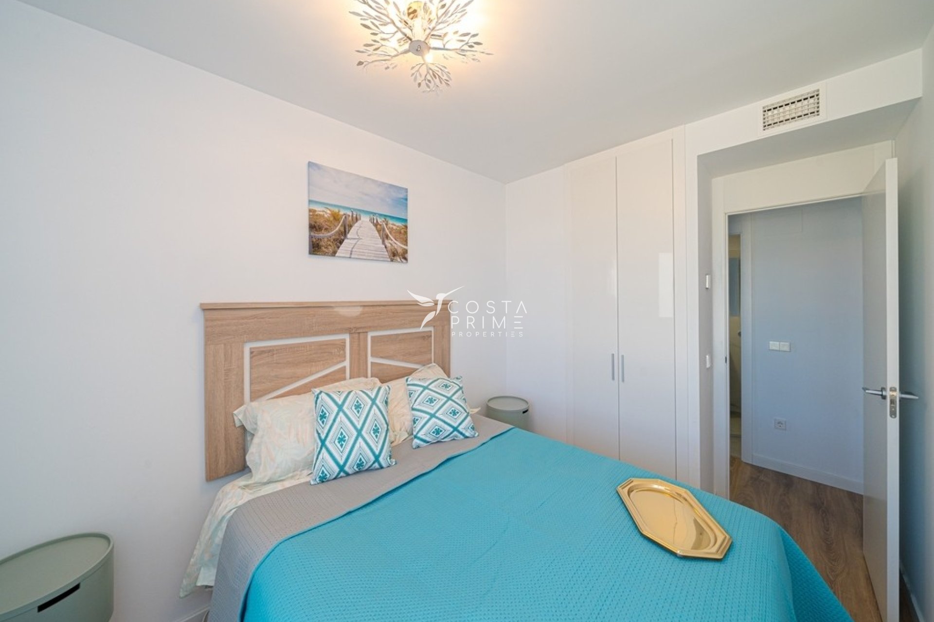 Resale - Apartment / Flat - Villajoyosa