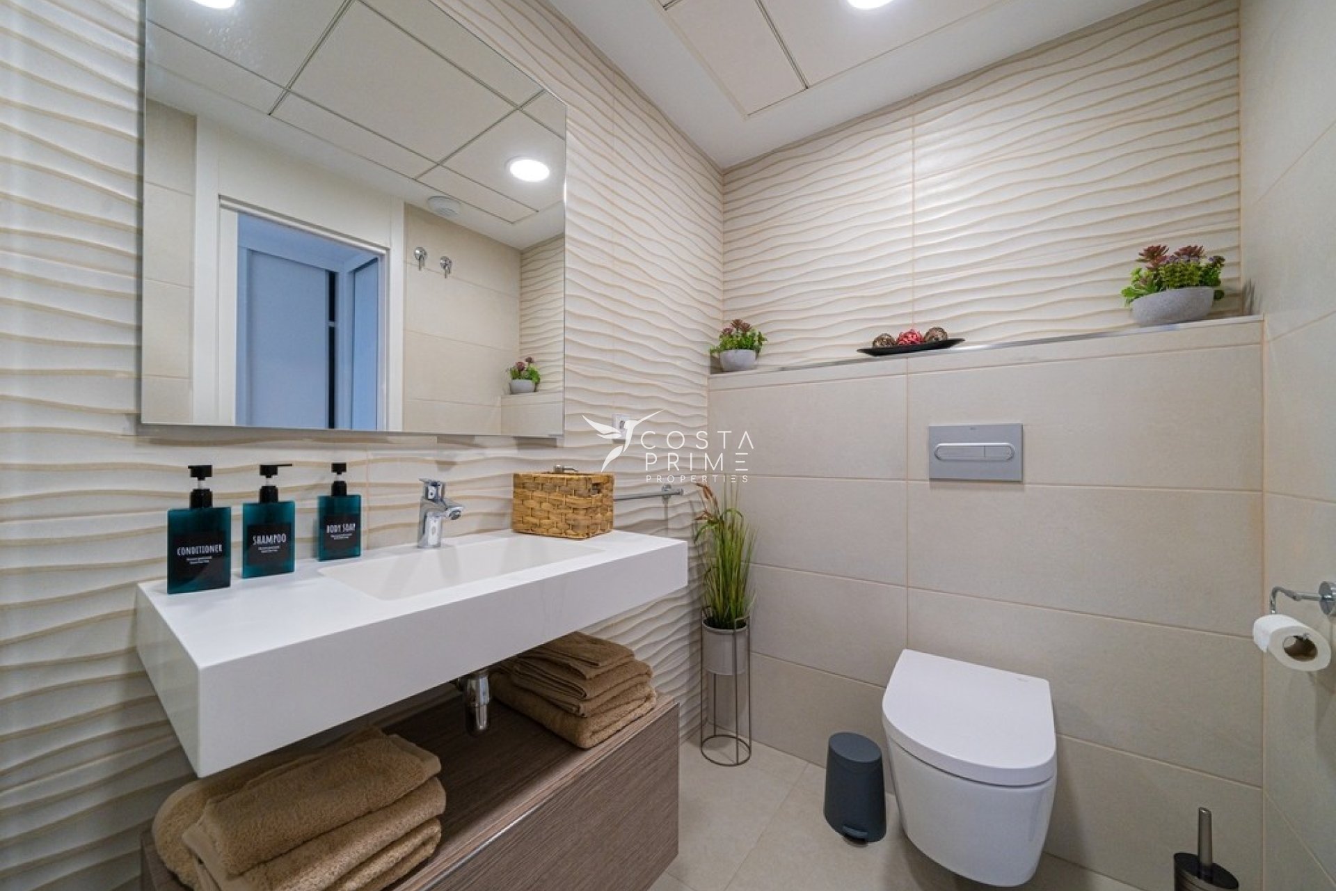 Resale - Apartment / Flat - Villajoyosa