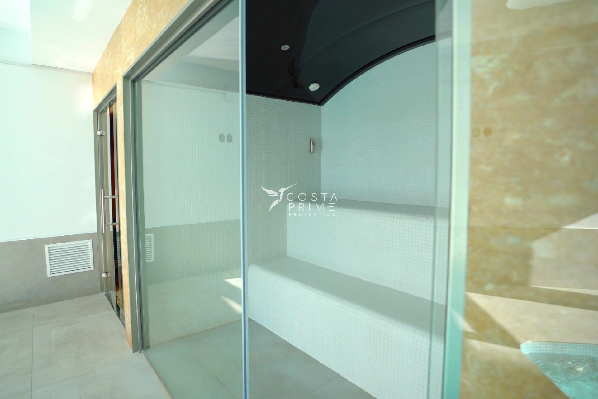 Resale - Apartment / Flat - Villajoyosa