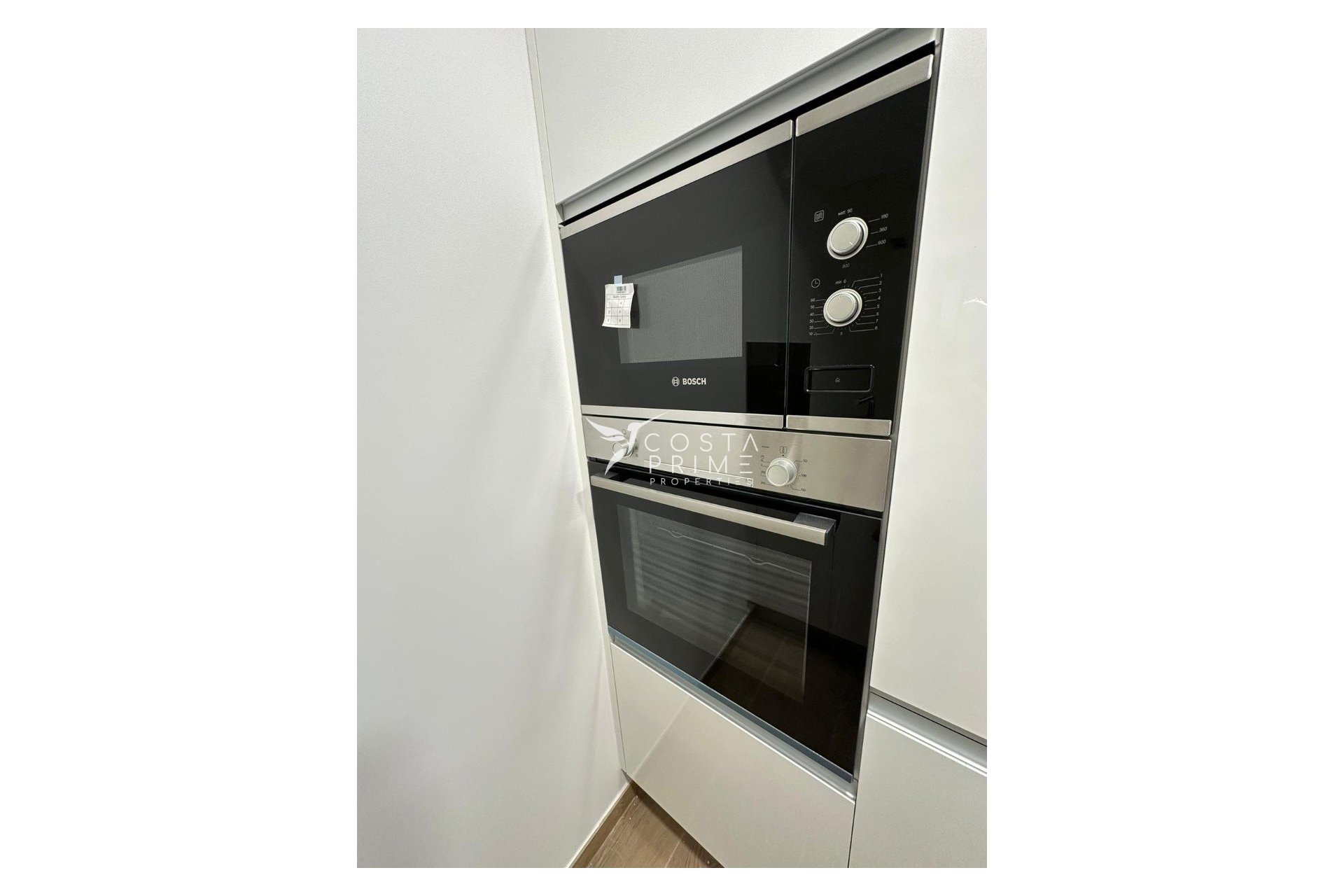 Resale - Apartment / Flat - Villajoyosa