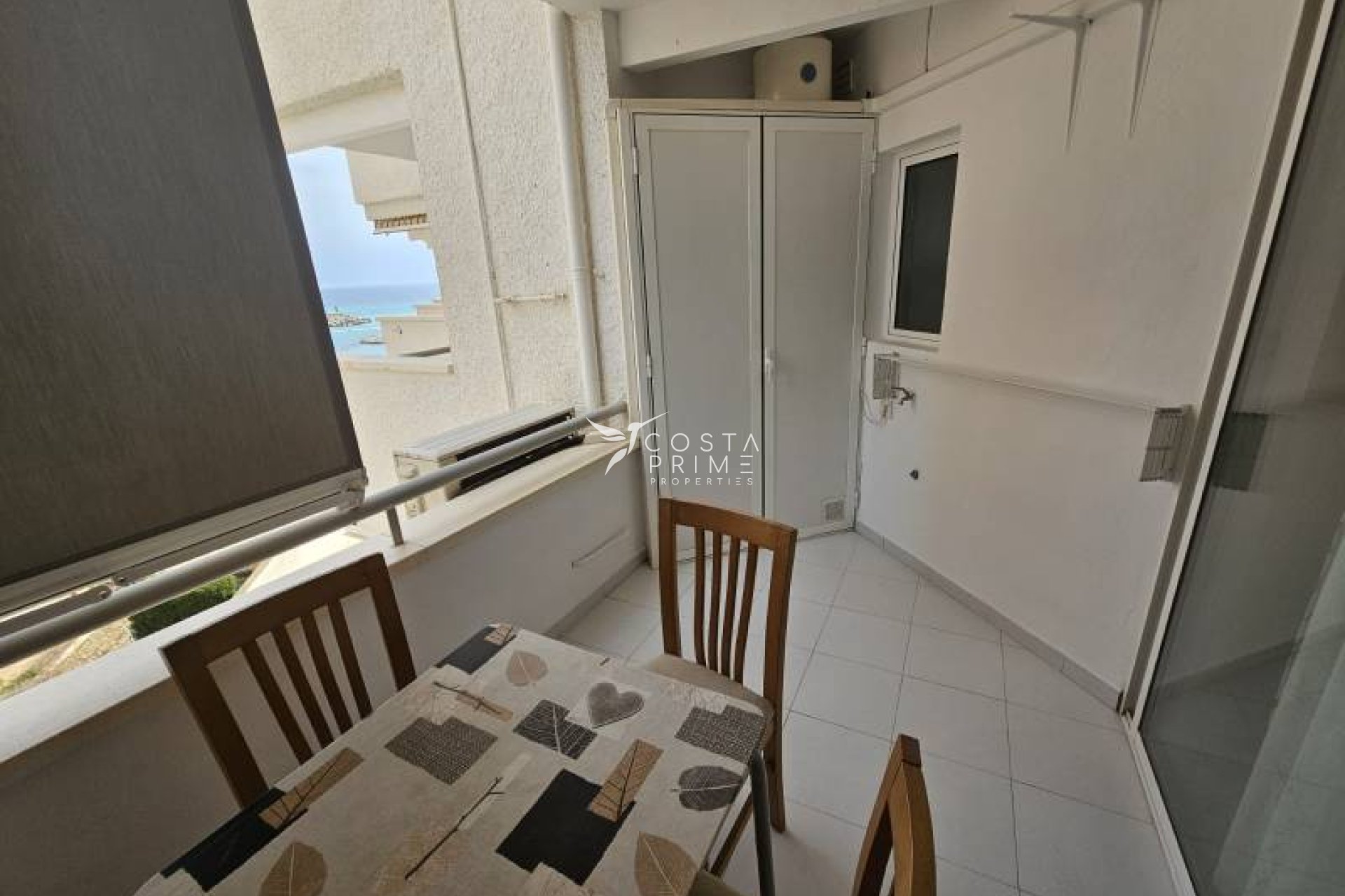 Resale - Apartment / Flat - Villajoyosa