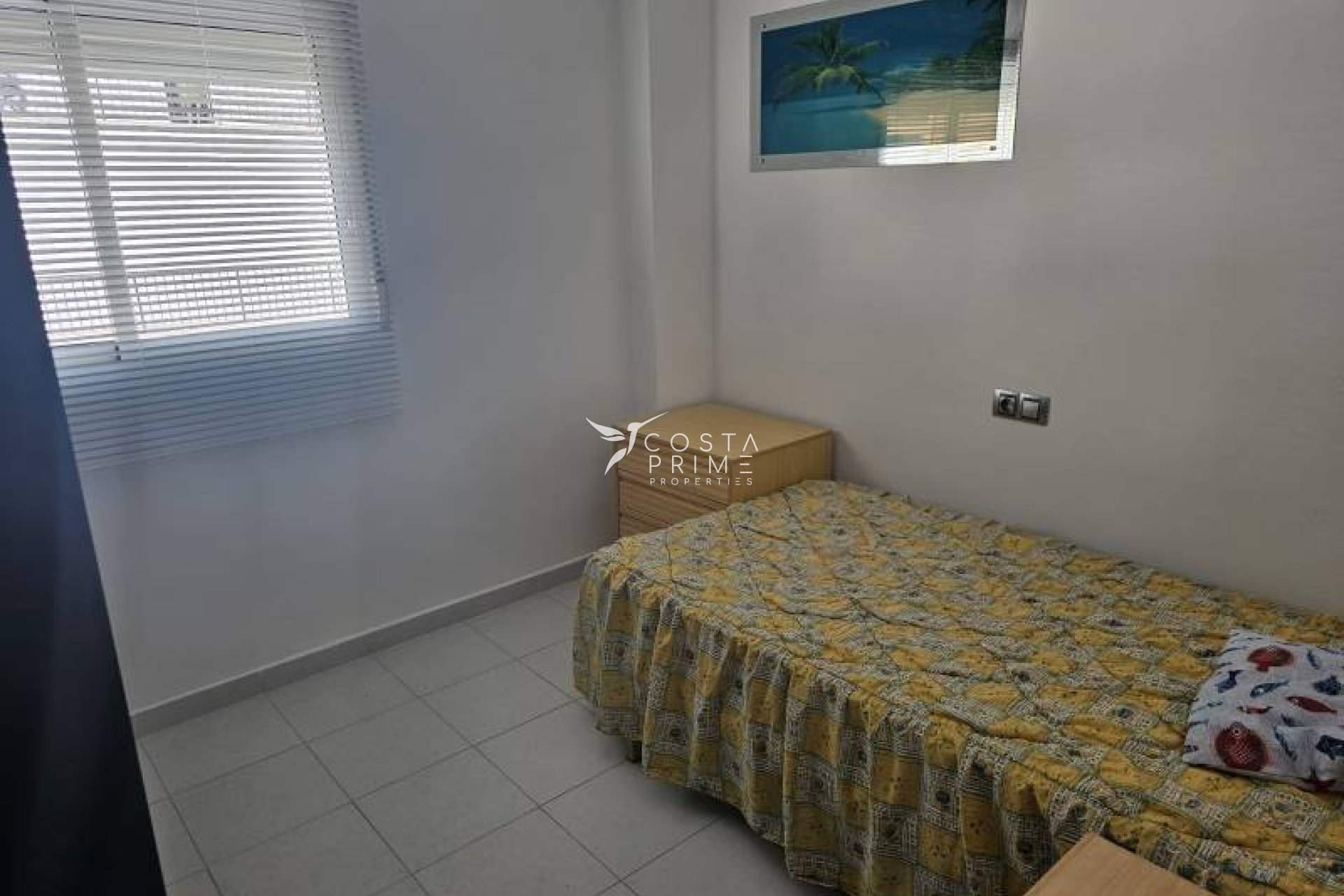 Resale - Apartment / Flat - Villajoyosa