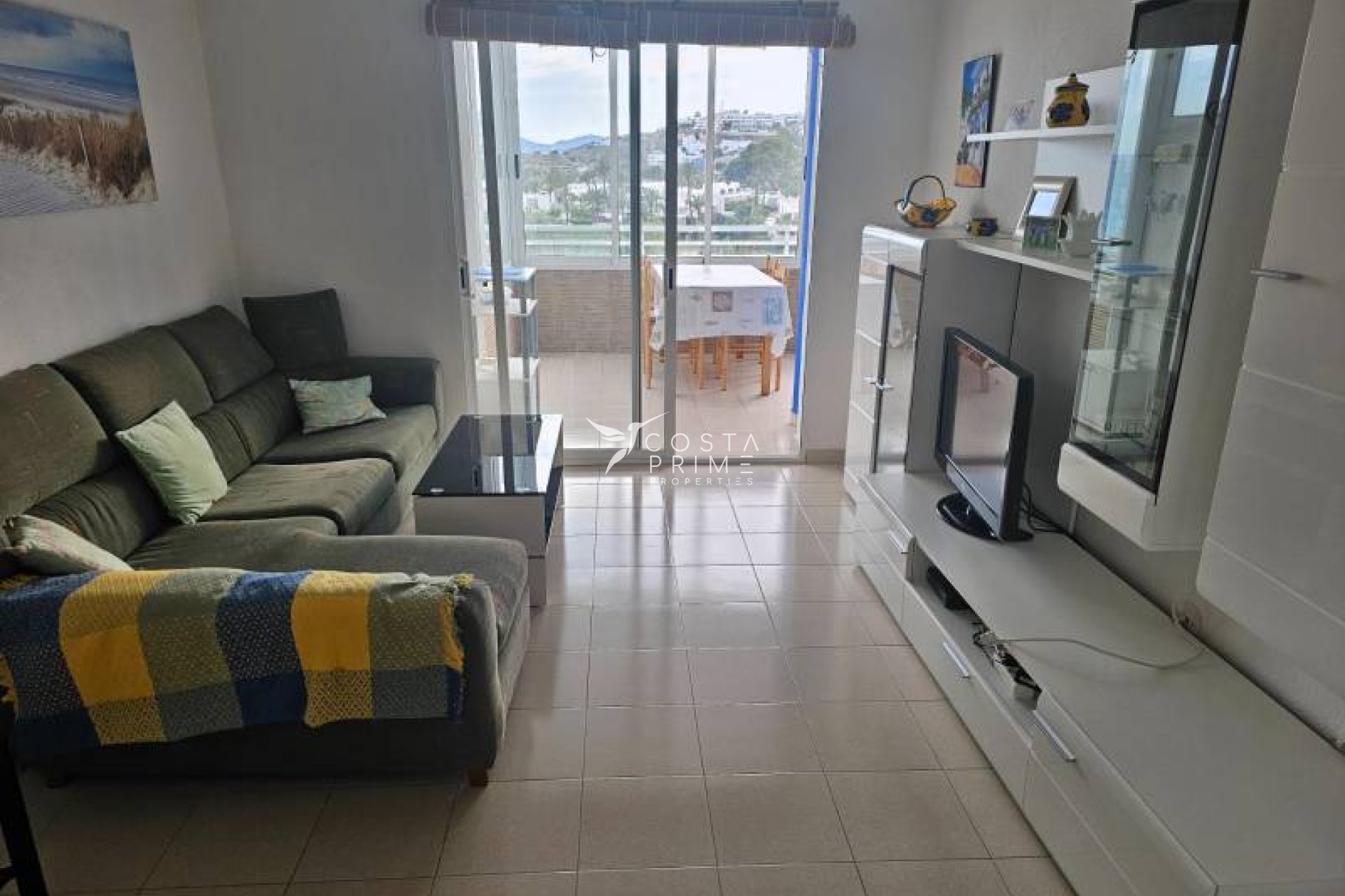 Resale - Apartment / Flat - Villajoyosa