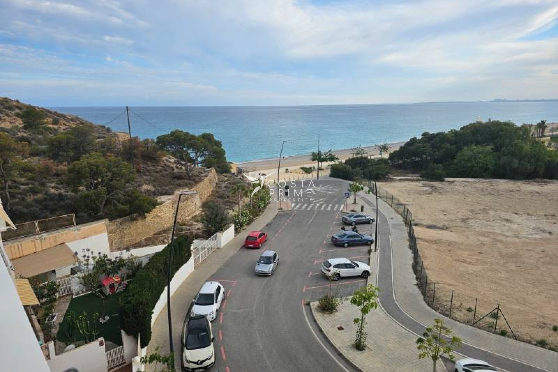 Resale - Apartment / Flat - Villajoyosa