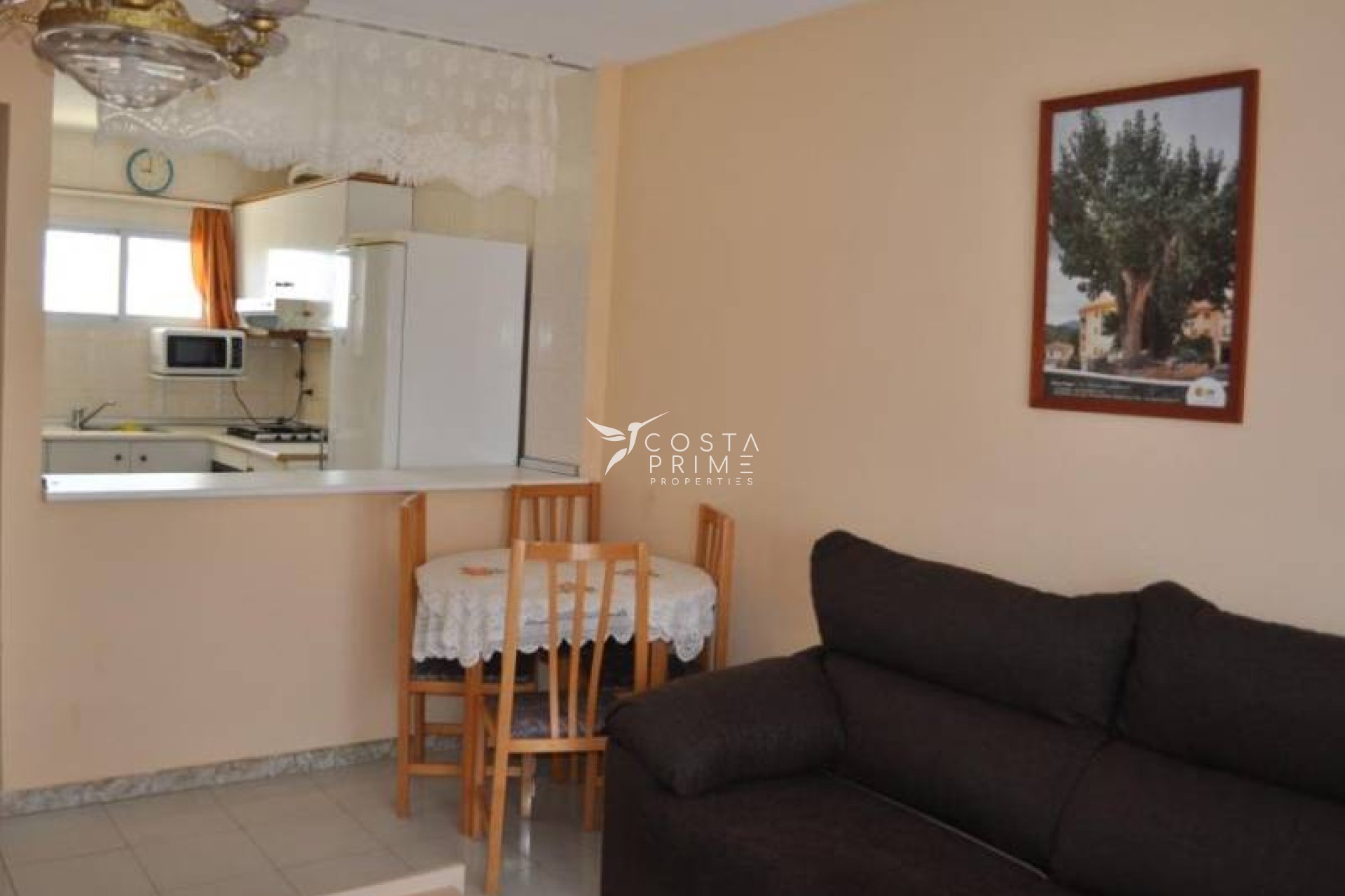 Resale - Apartment / Flat - Villajoyosa