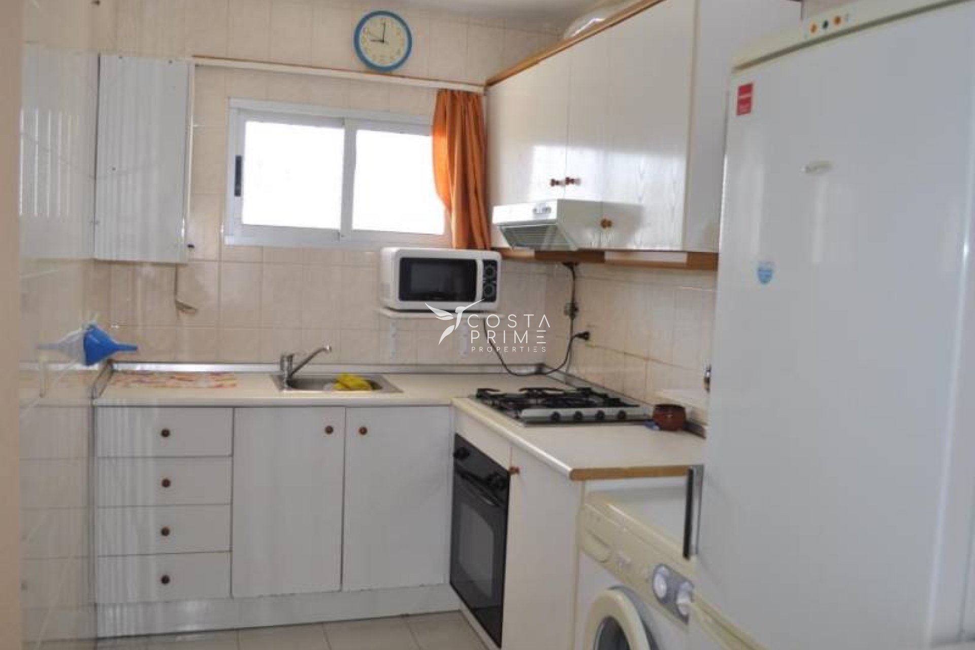 Resale - Apartment / Flat - Villajoyosa