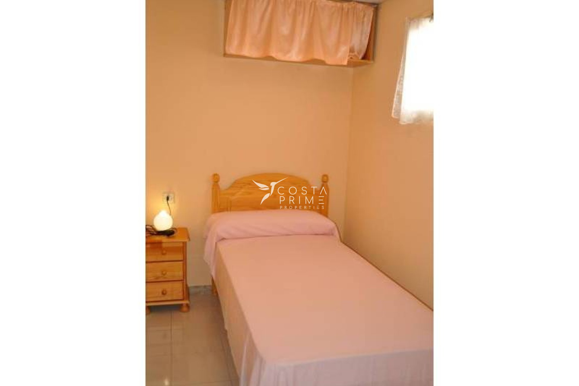 Resale - Apartment / Flat - Villajoyosa