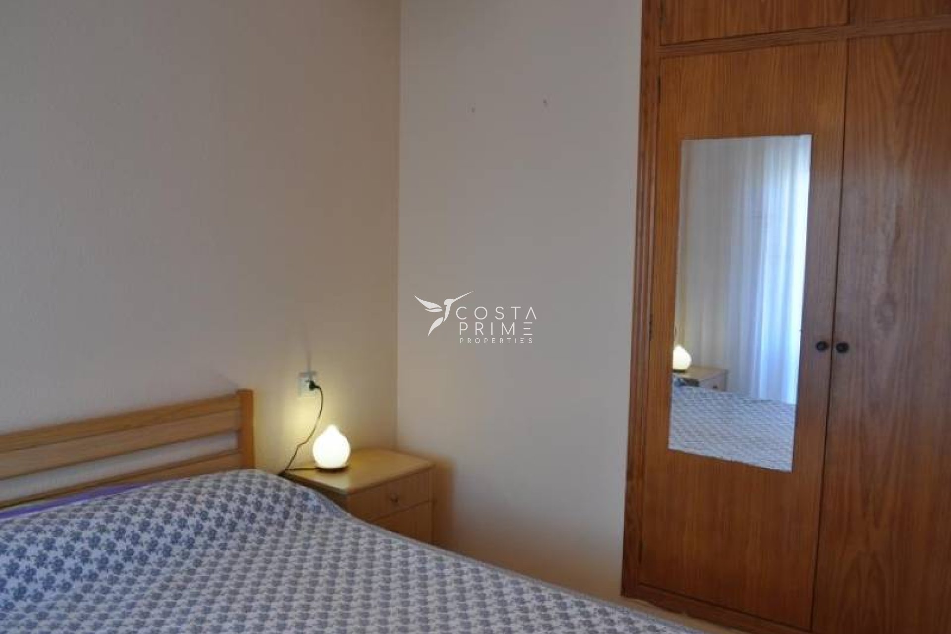 Resale - Apartment / Flat - Villajoyosa