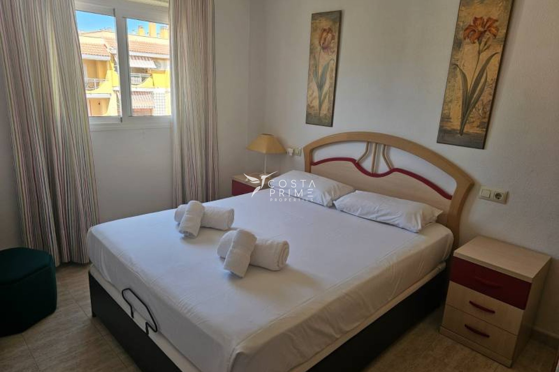 Resale - Apartment / Flat - Villajoyosa