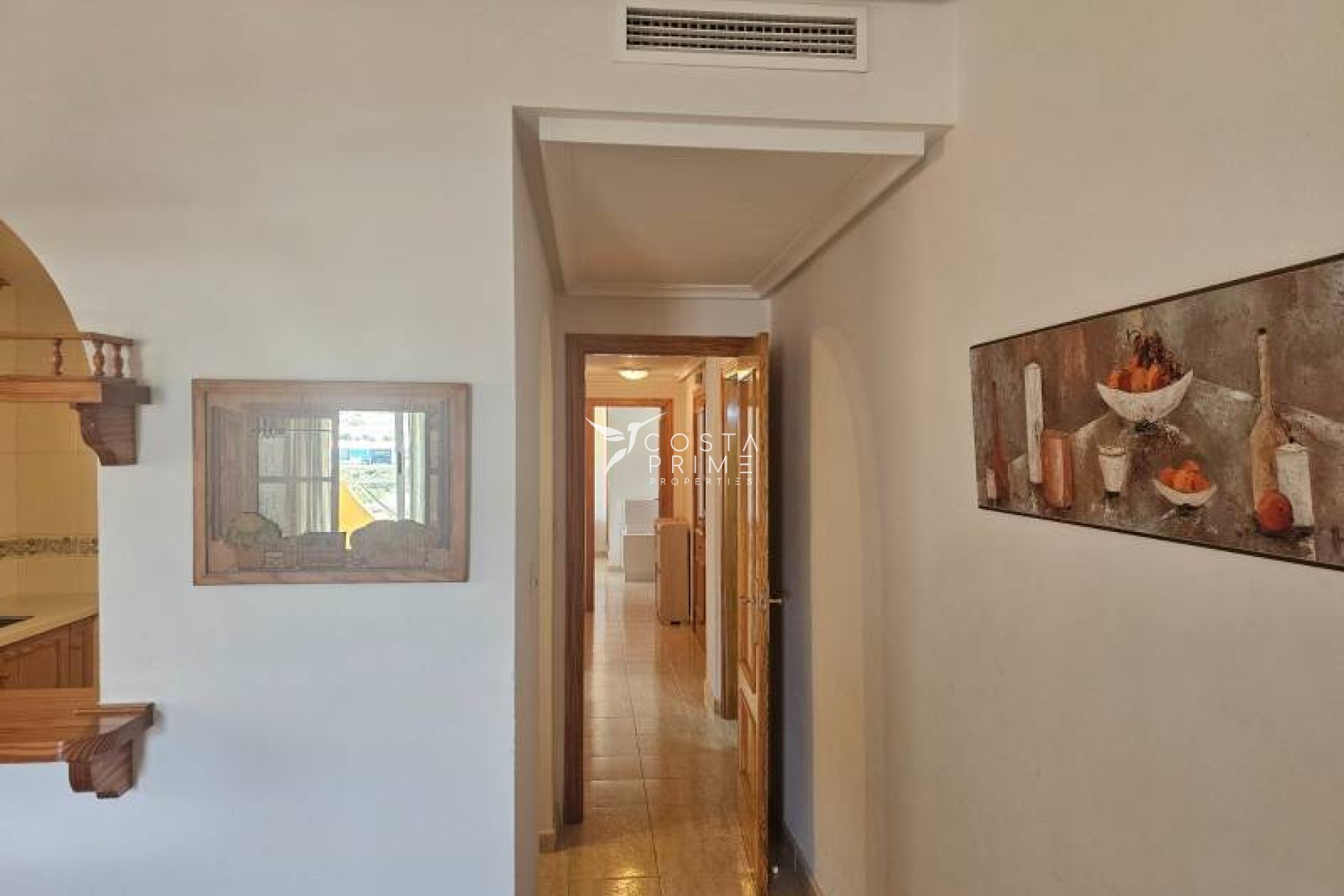 Resale - Apartment / Flat - Villajoyosa