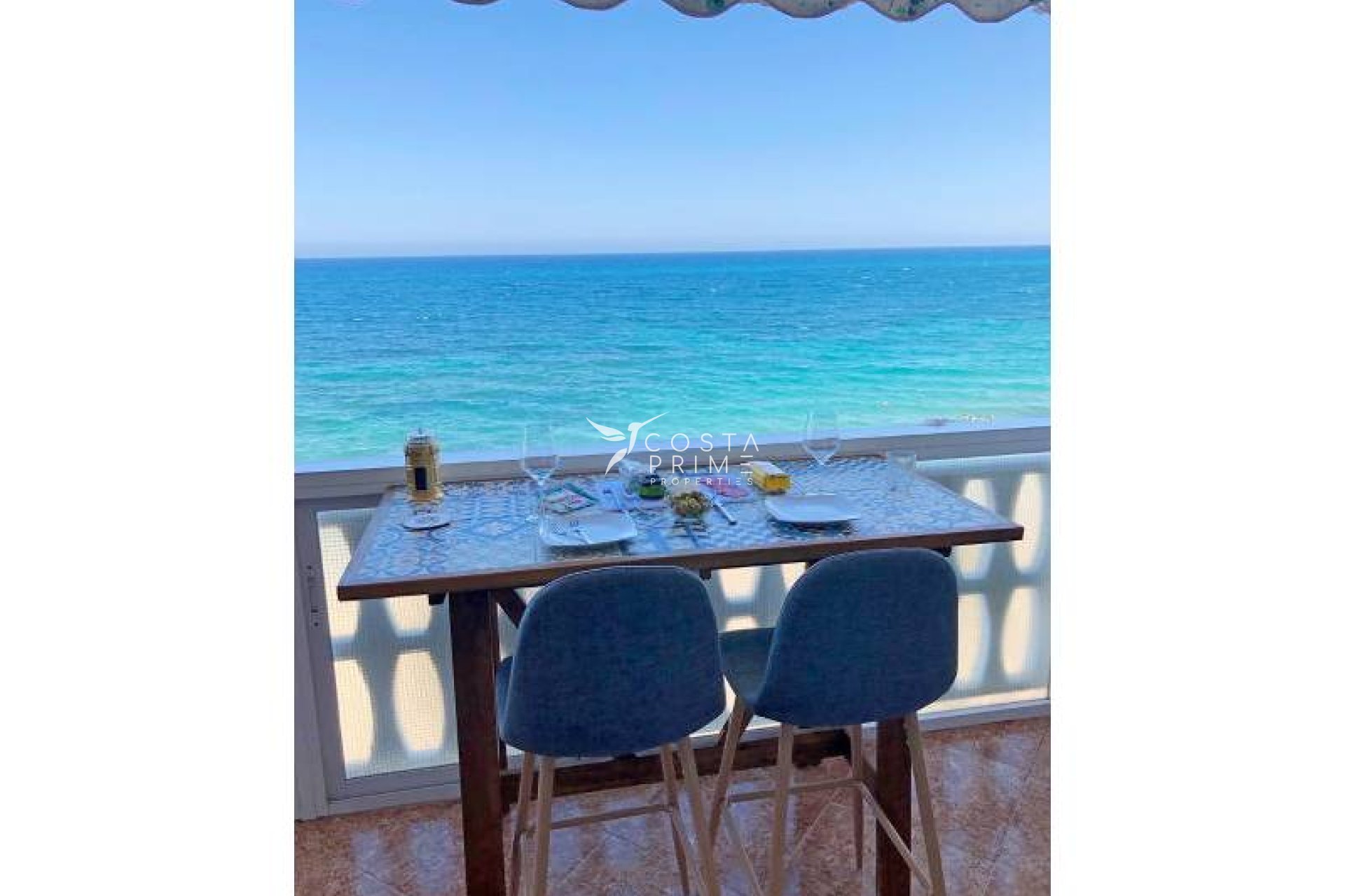 Resale - Apartment / Flat - Villajoyosa