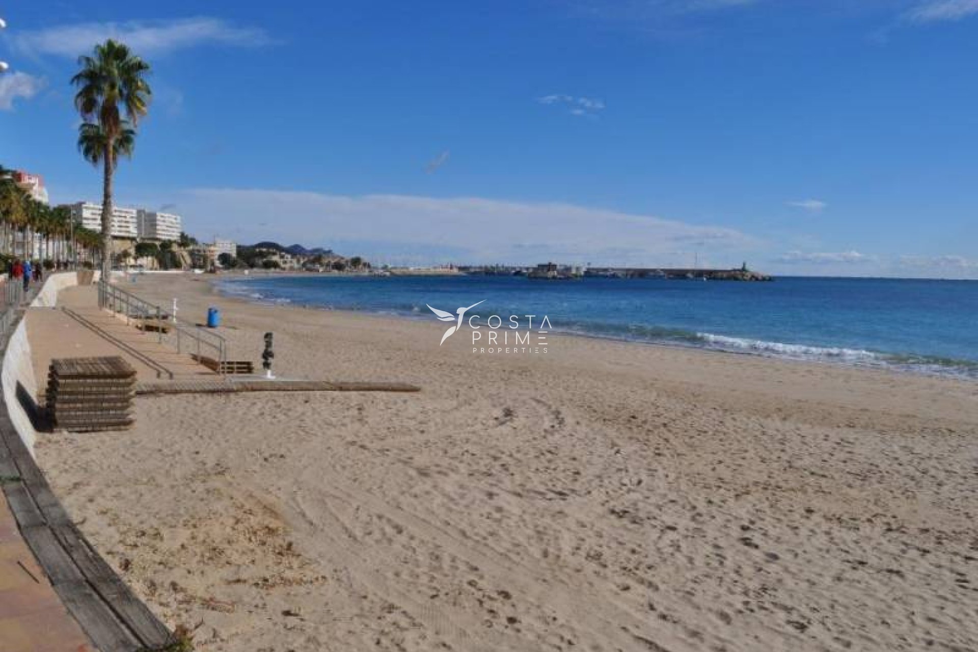 Resale - Apartment / Flat - Villajoyosa