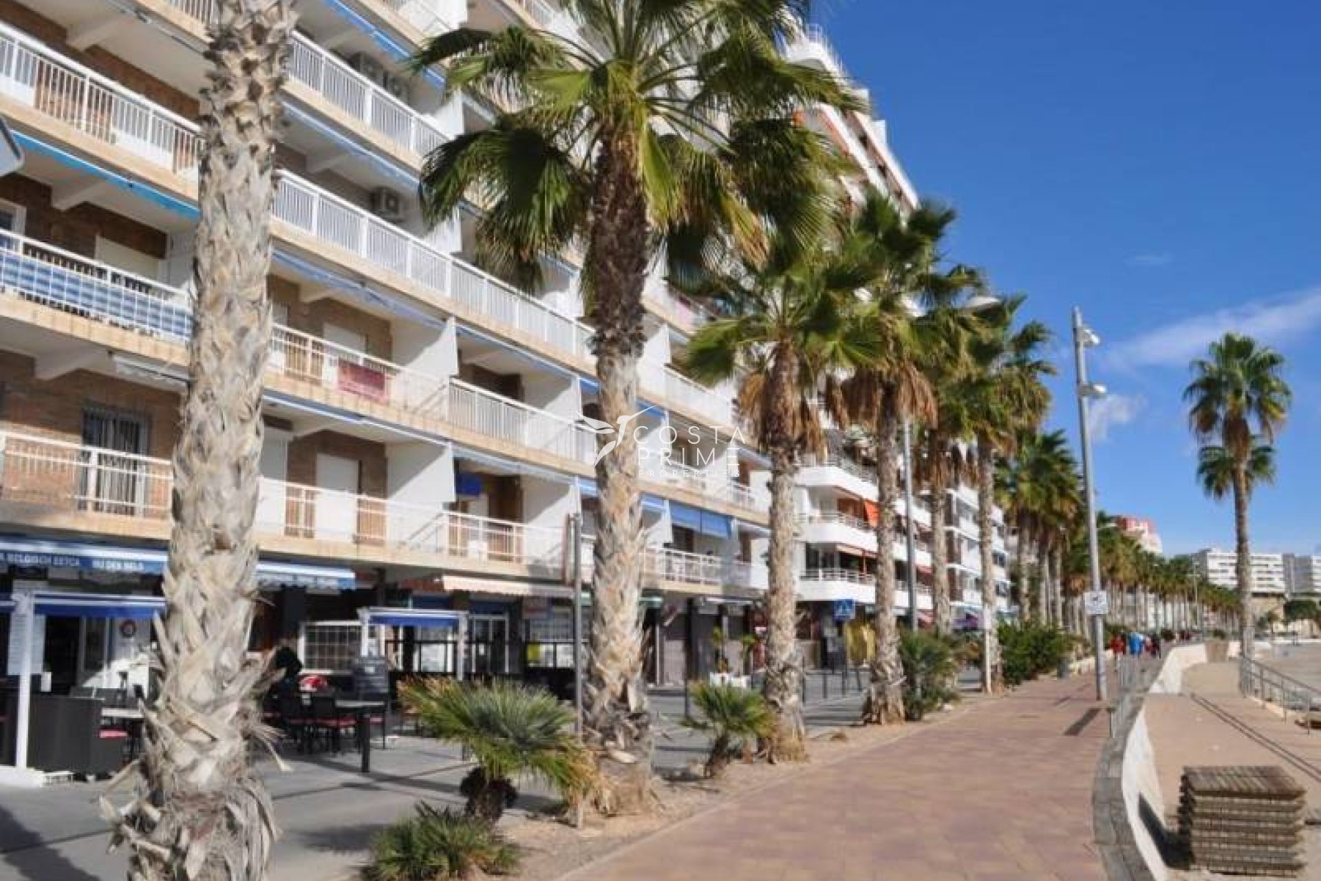 Resale - Apartment / Flat - Villajoyosa