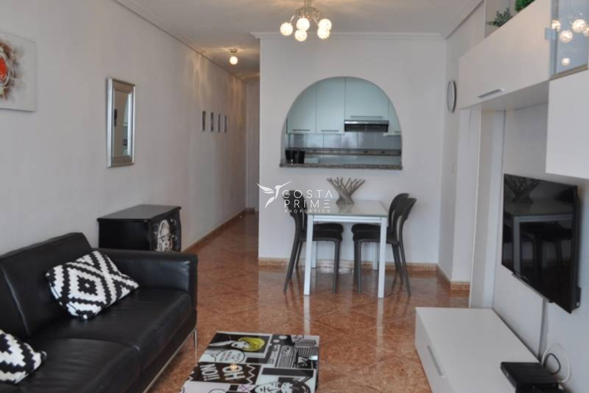 Resale - Apartment / Flat - Villajoyosa