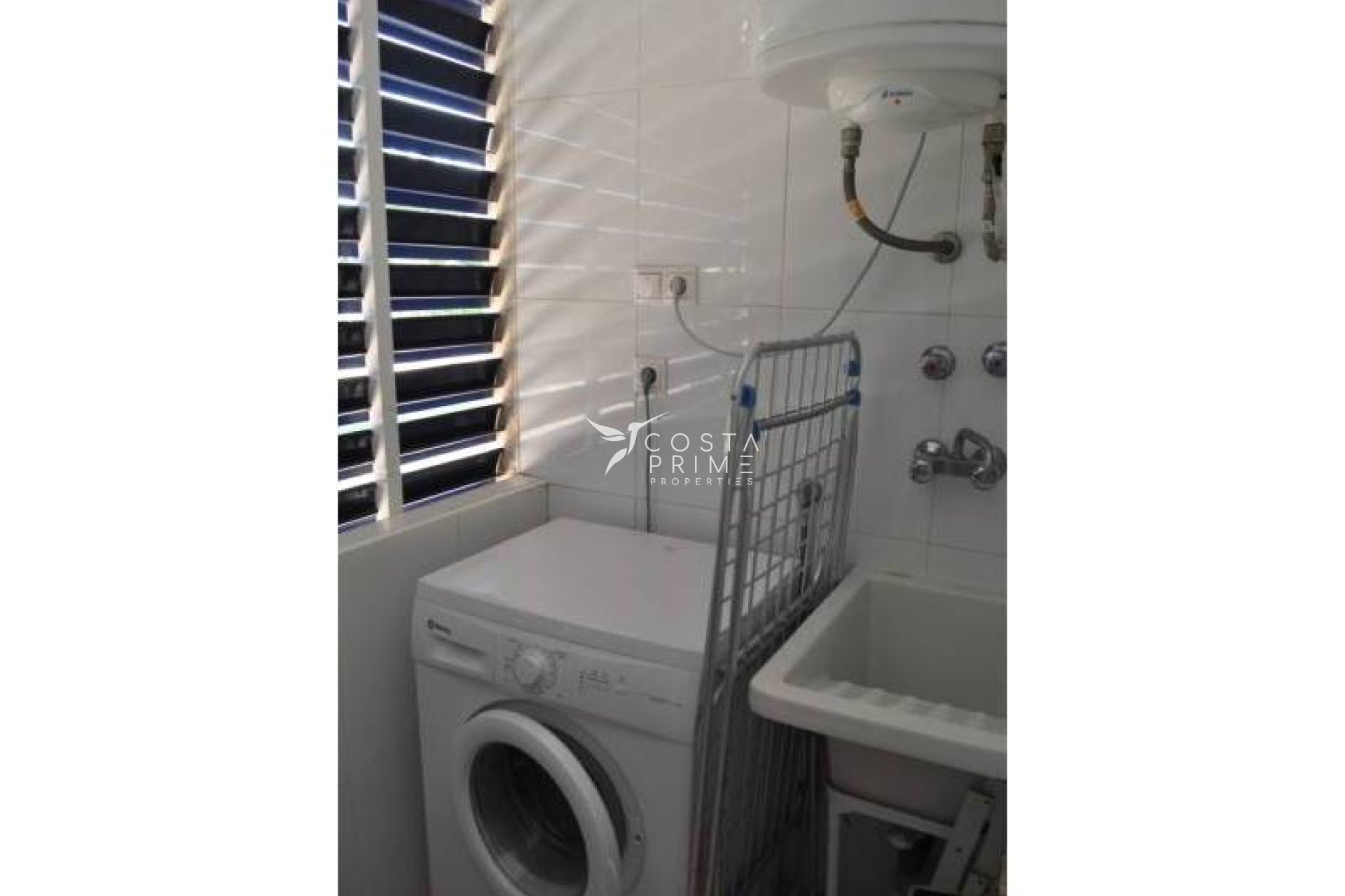 Resale - Apartment / Flat - Villajoyosa