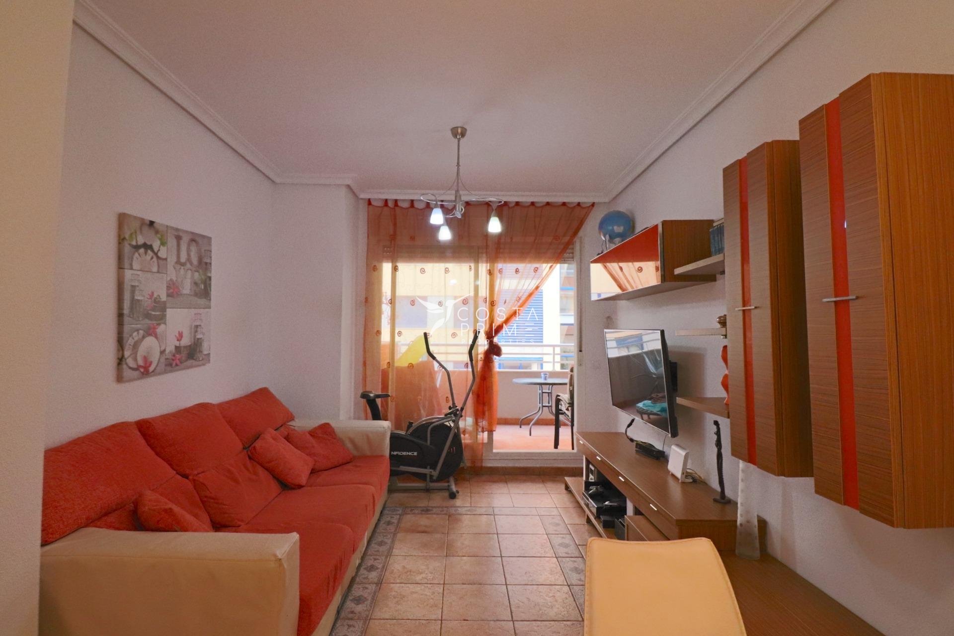 Resale - Apartment / Flat - Villajoyosa