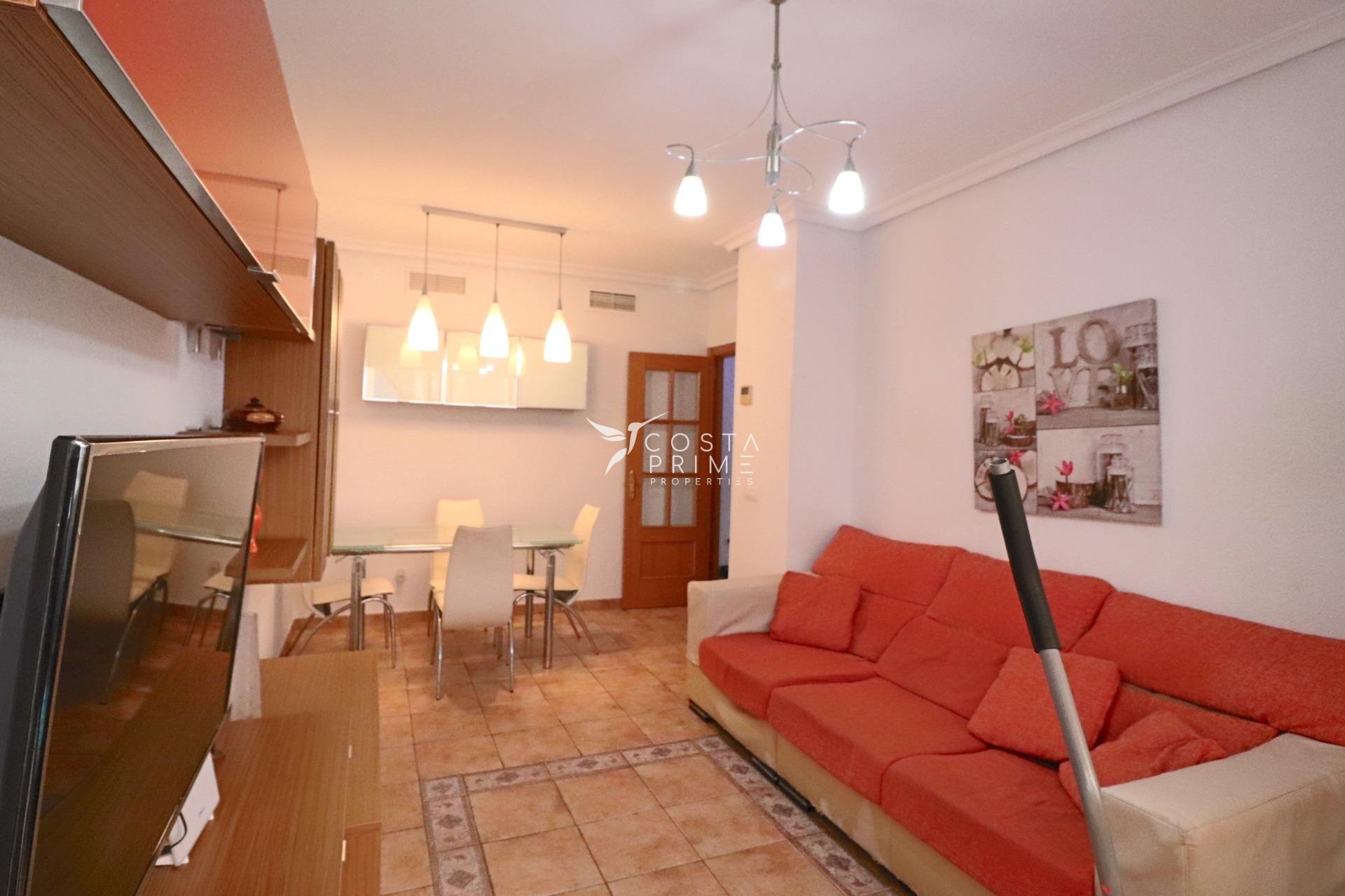 Resale - Apartment / Flat - Villajoyosa