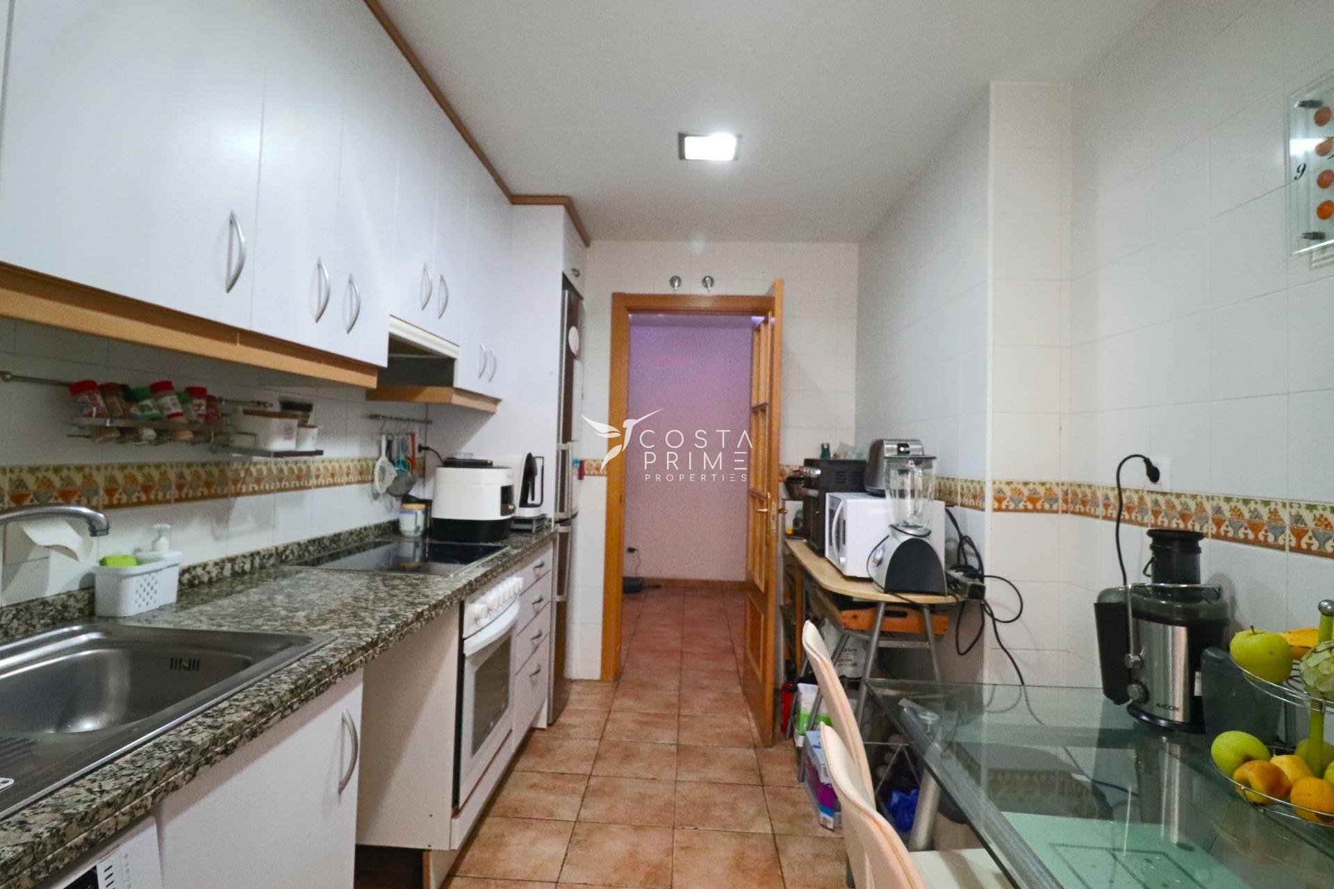 Resale - Apartment / Flat - Villajoyosa