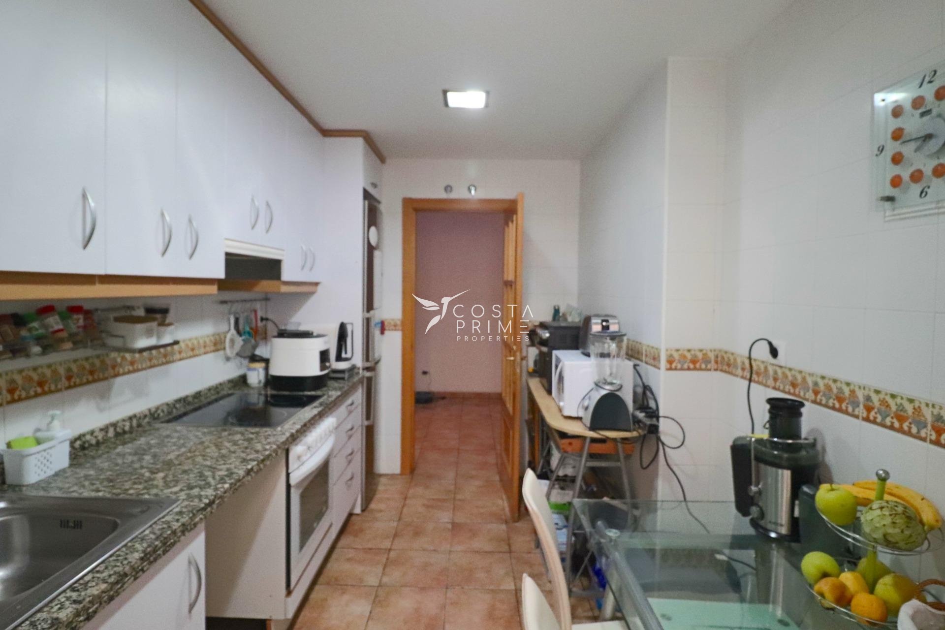 Resale - Apartment / Flat - Villajoyosa