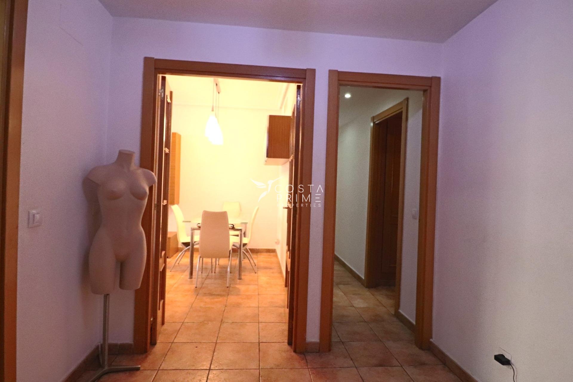 Resale - Apartment / Flat - Villajoyosa