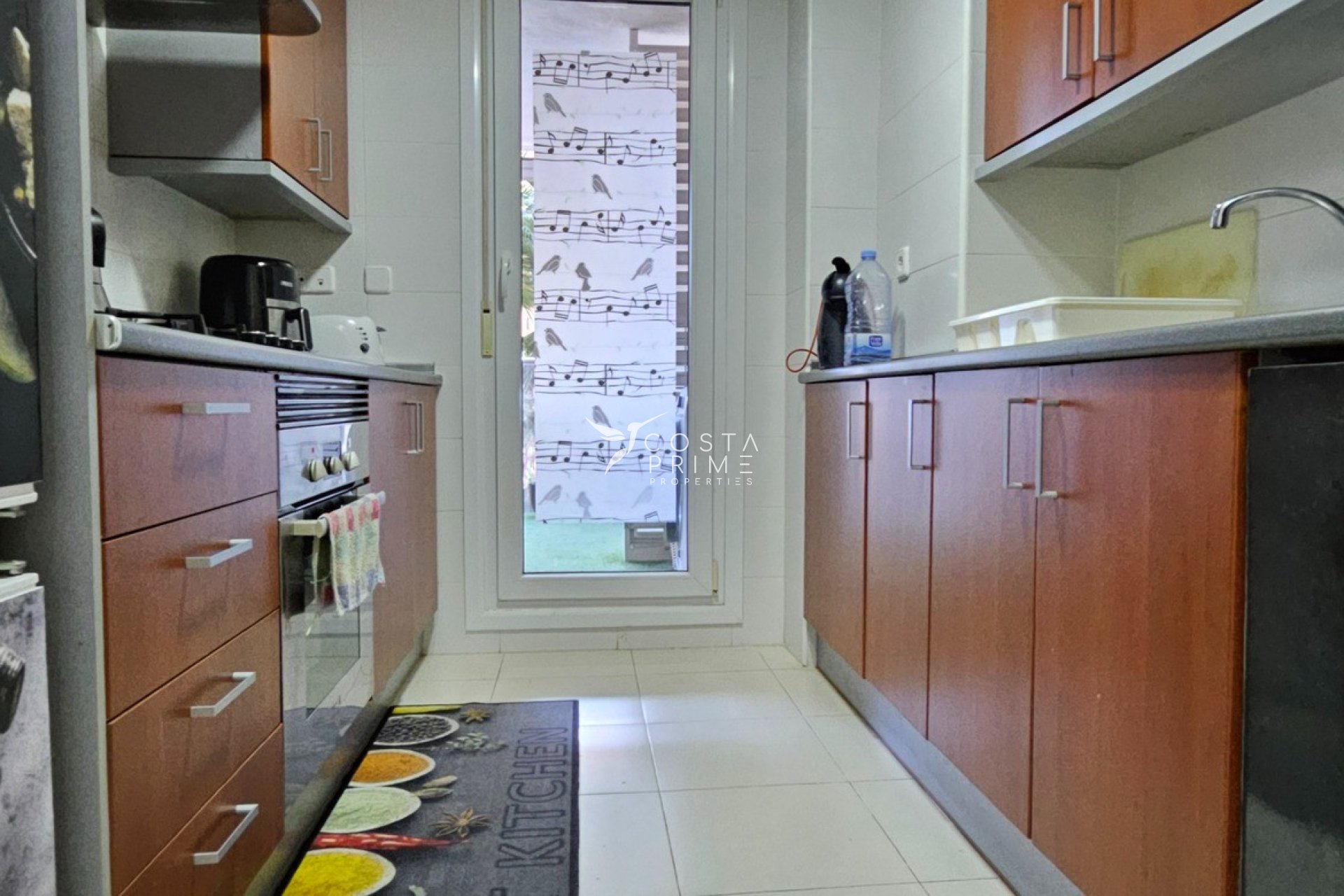 Resale - Apartment / Flat - Villajoyosa