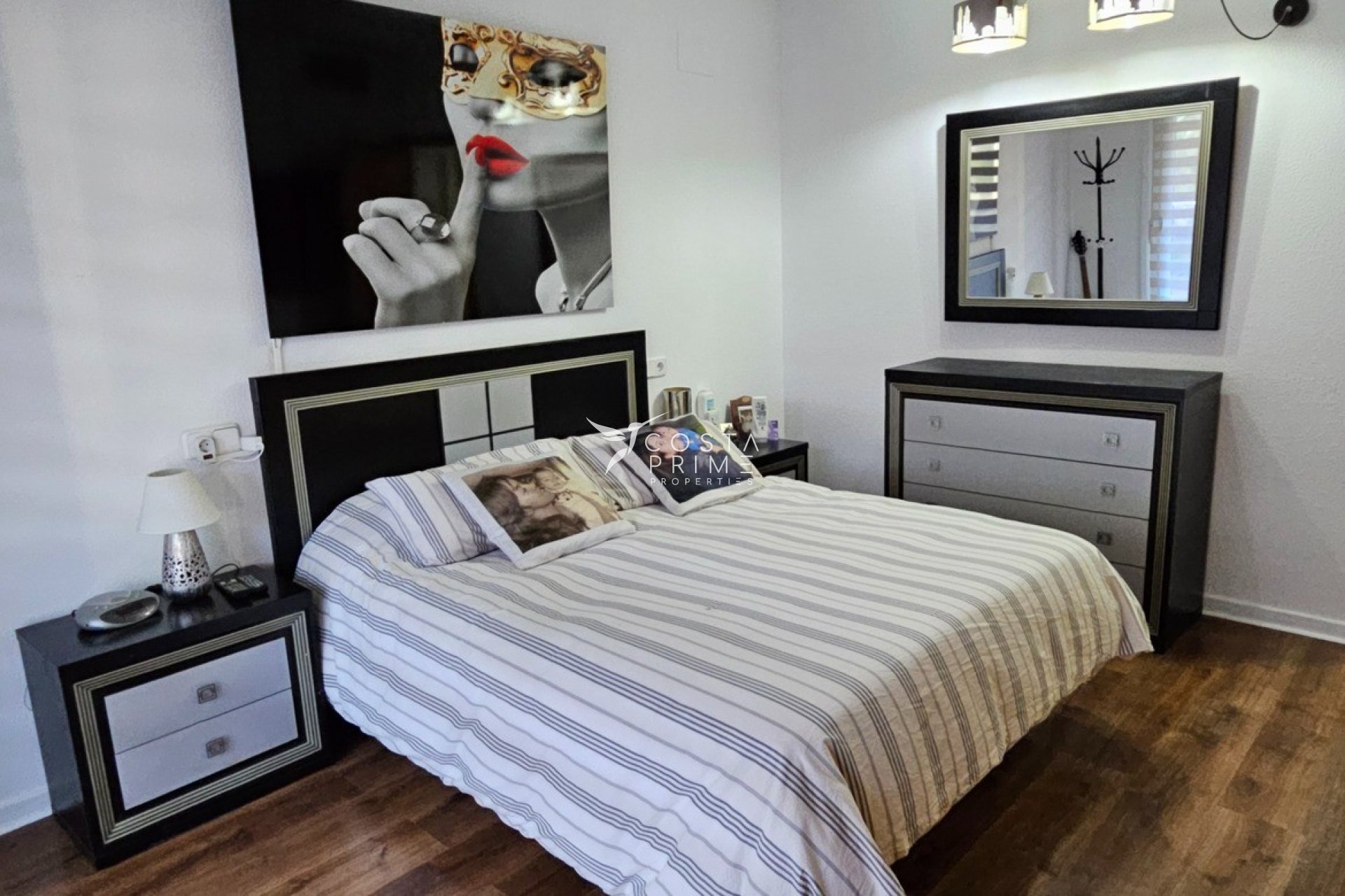 Resale - Apartment / Flat - Villajoyosa