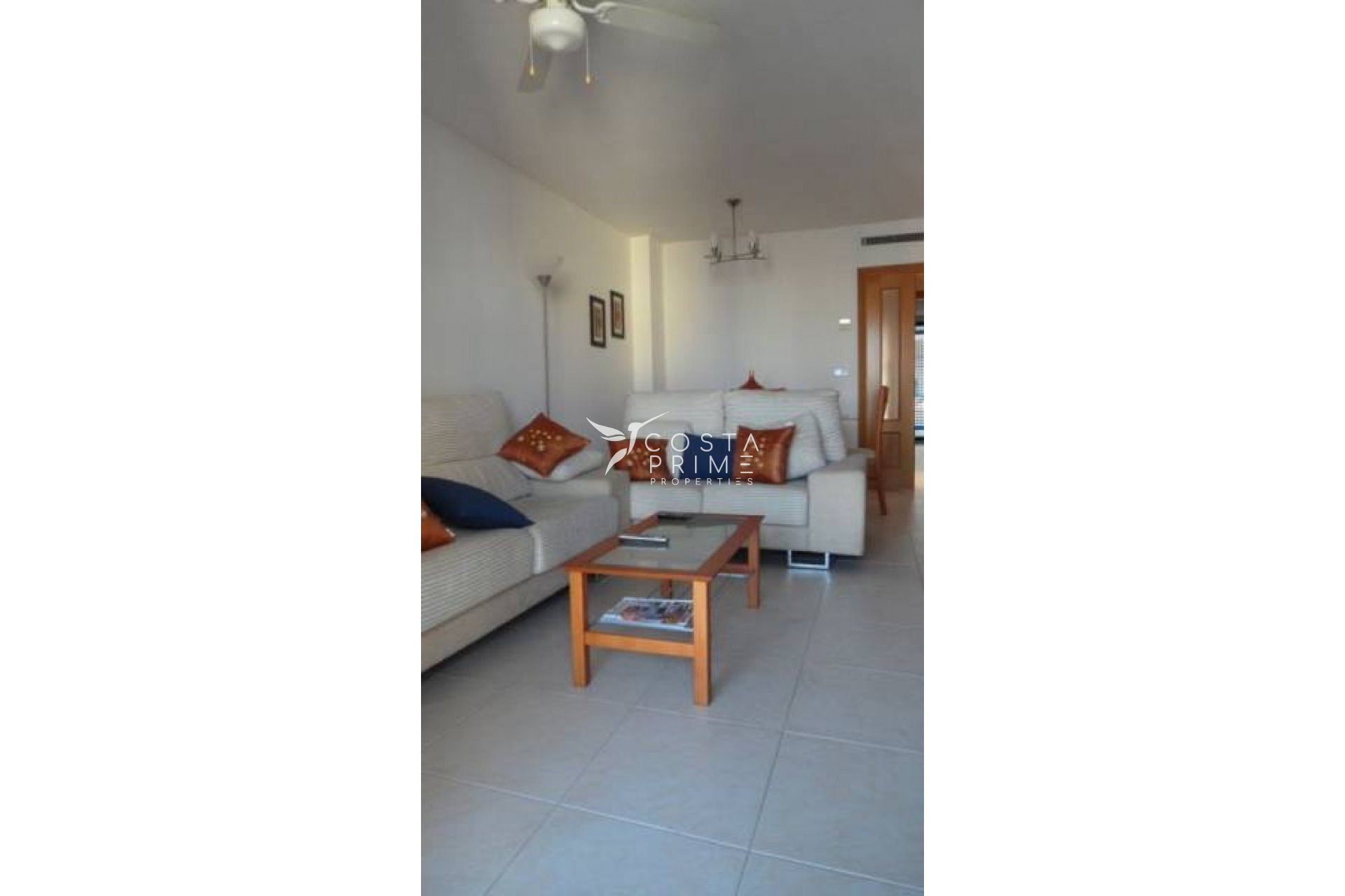 Resale - Apartment / Flat - Villajoyosa