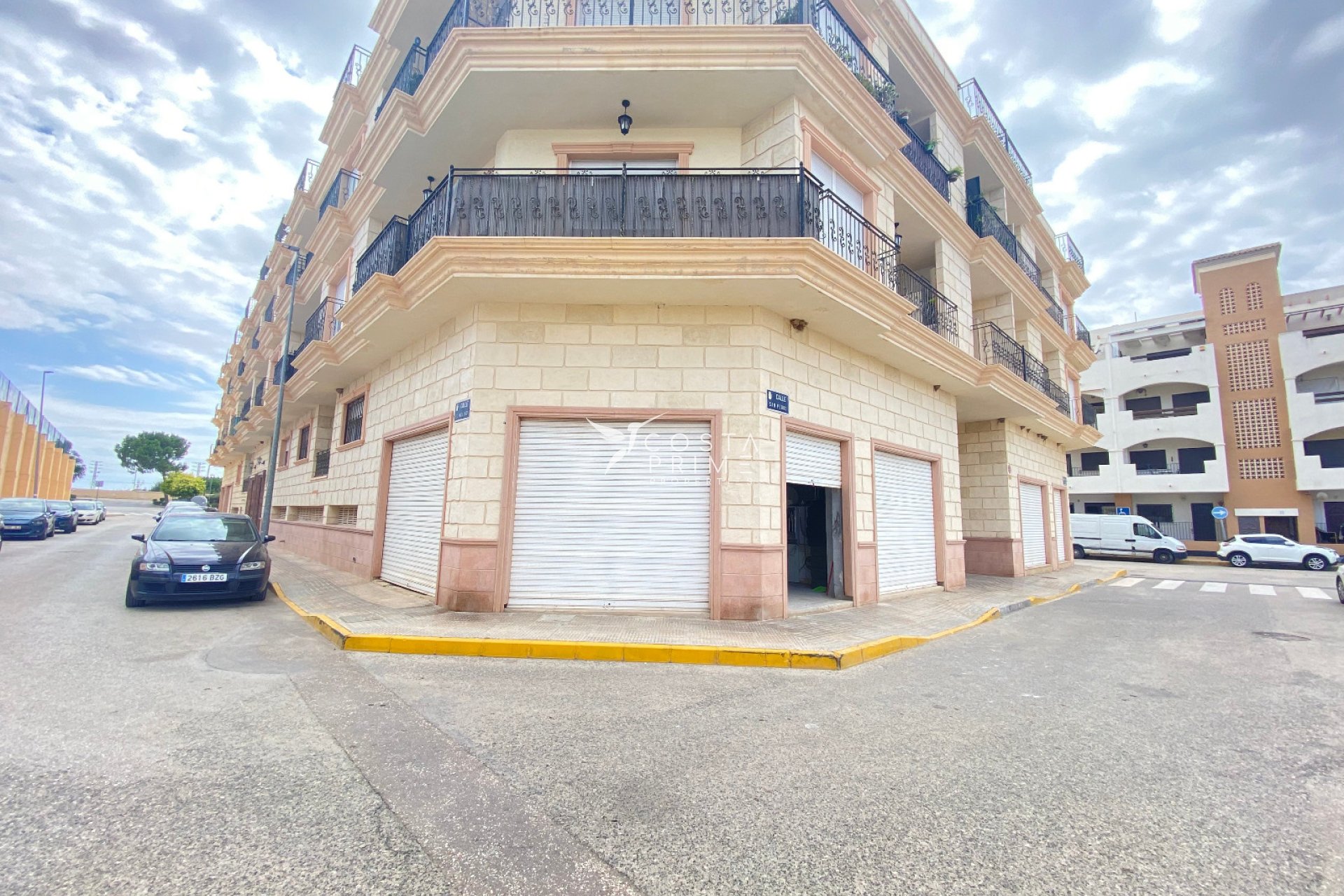 Resale - Commercial properties - Formentera del Segura