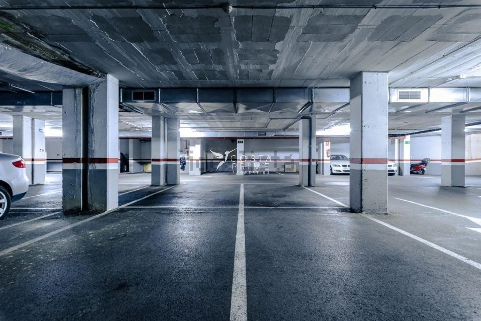 Resale - Garage / Storage - Villajoyosa