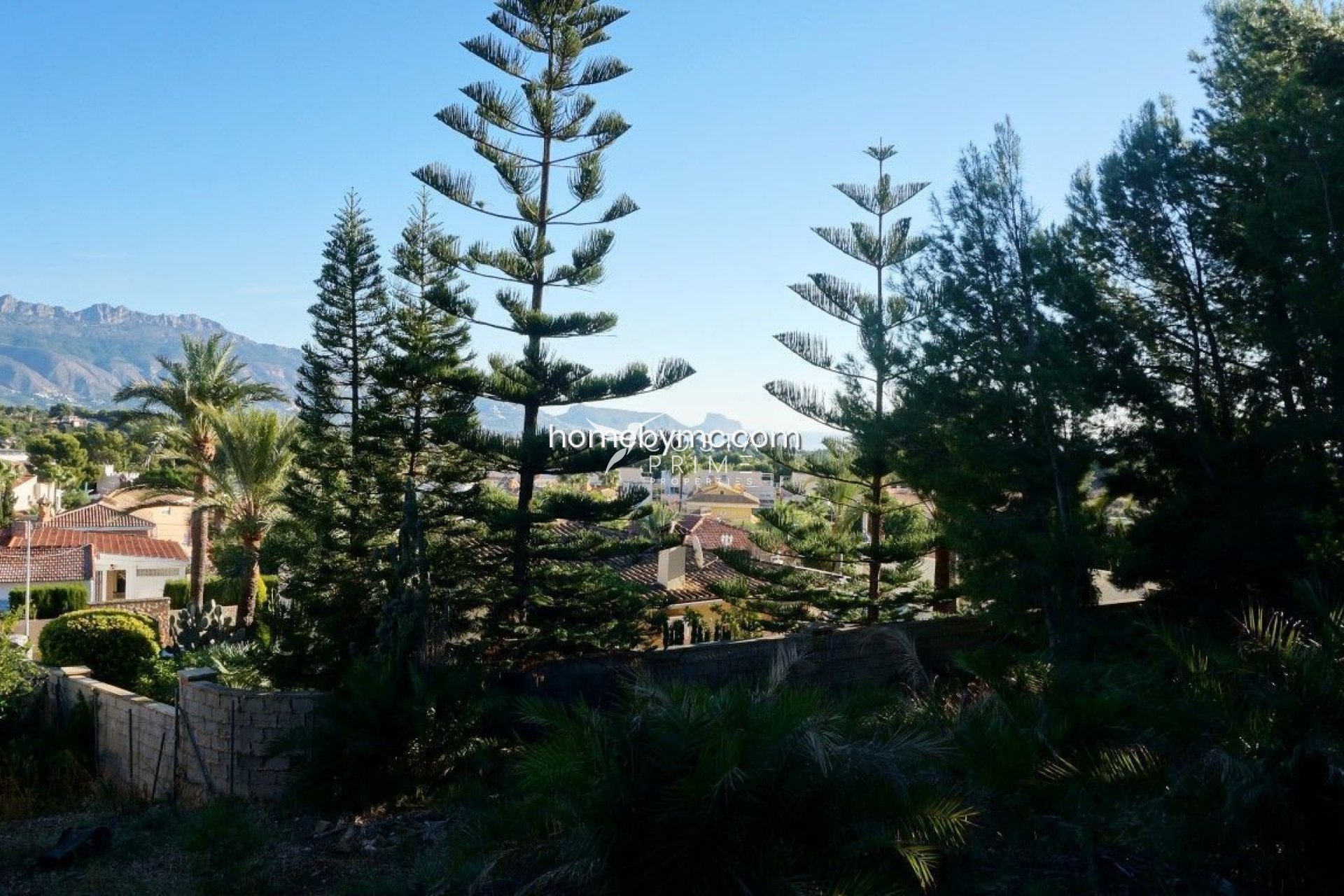 Resale - Plot / Land - Alfas del Pí