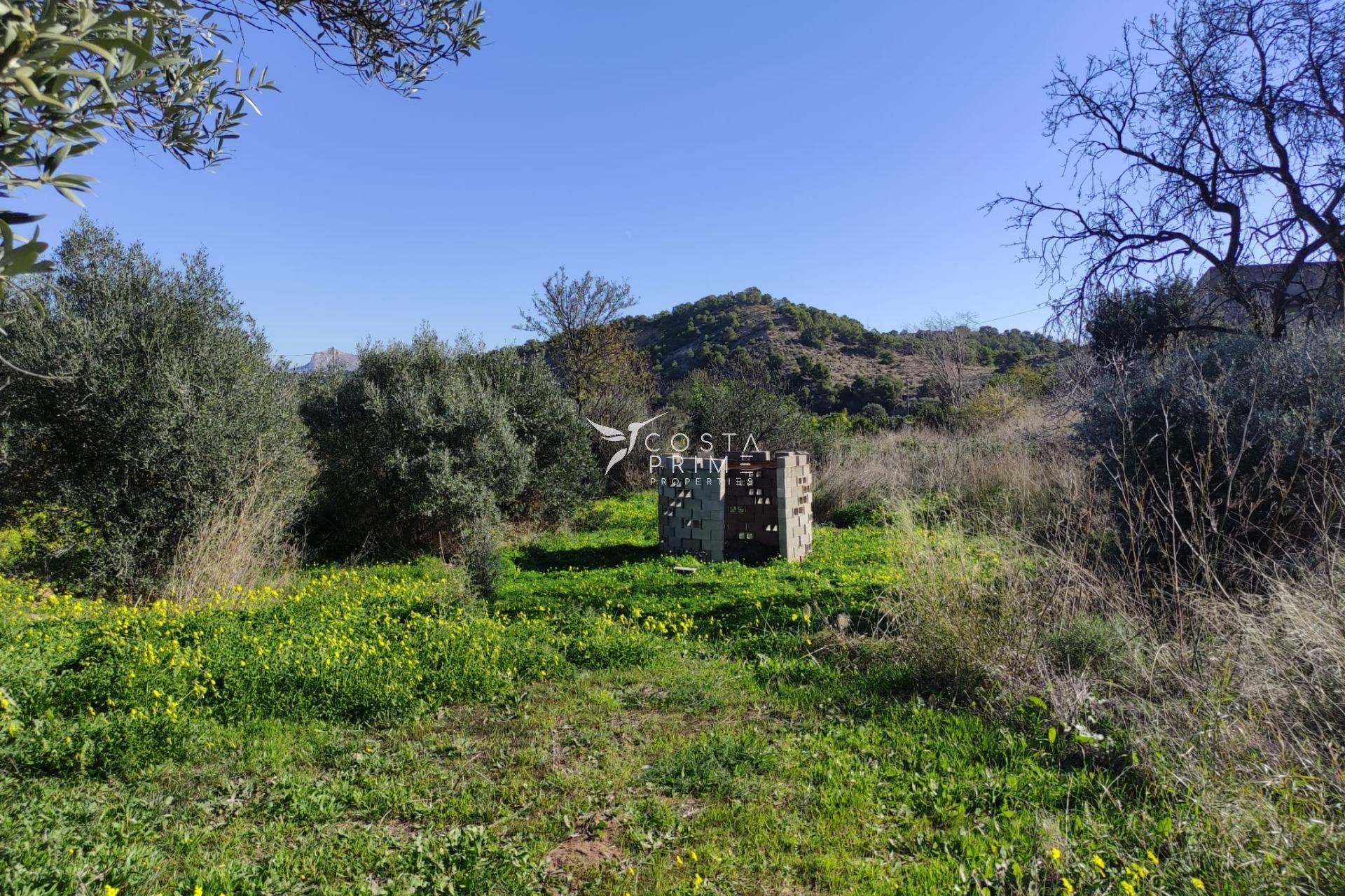 Resale - Plot / Land - Altea