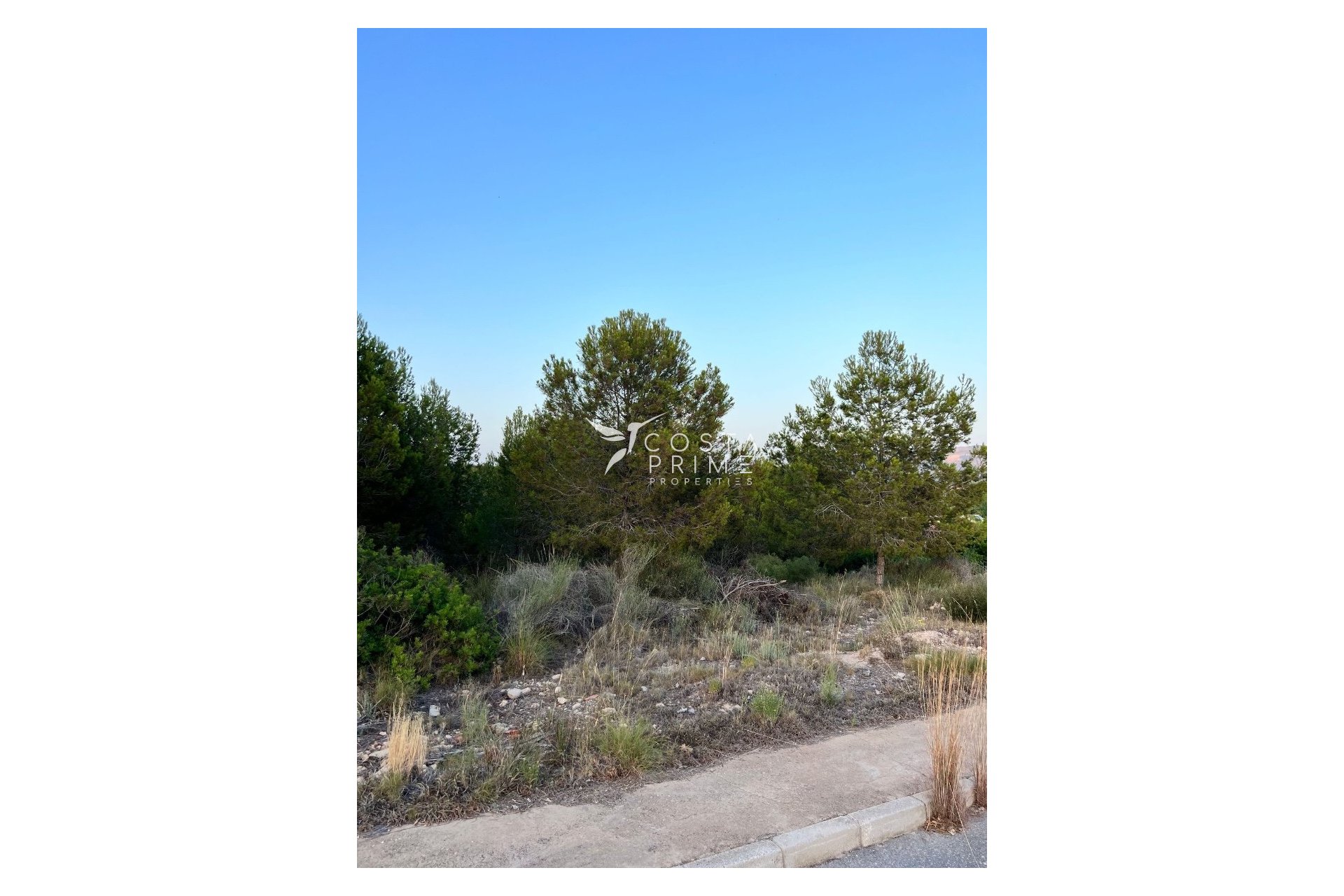 Resale - Plot / Land - Benidorm