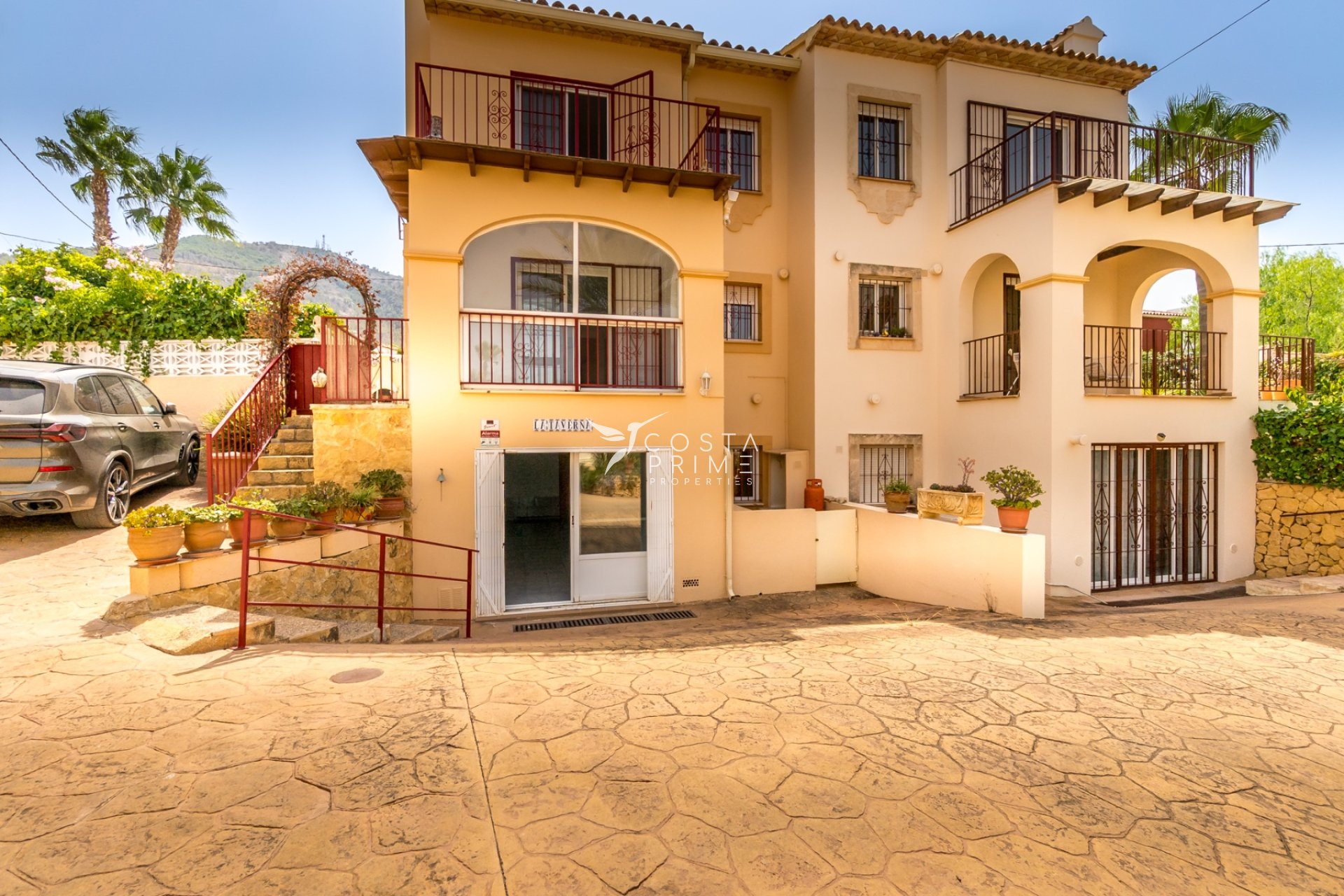 Resale - Townhouse / Semi - Albir