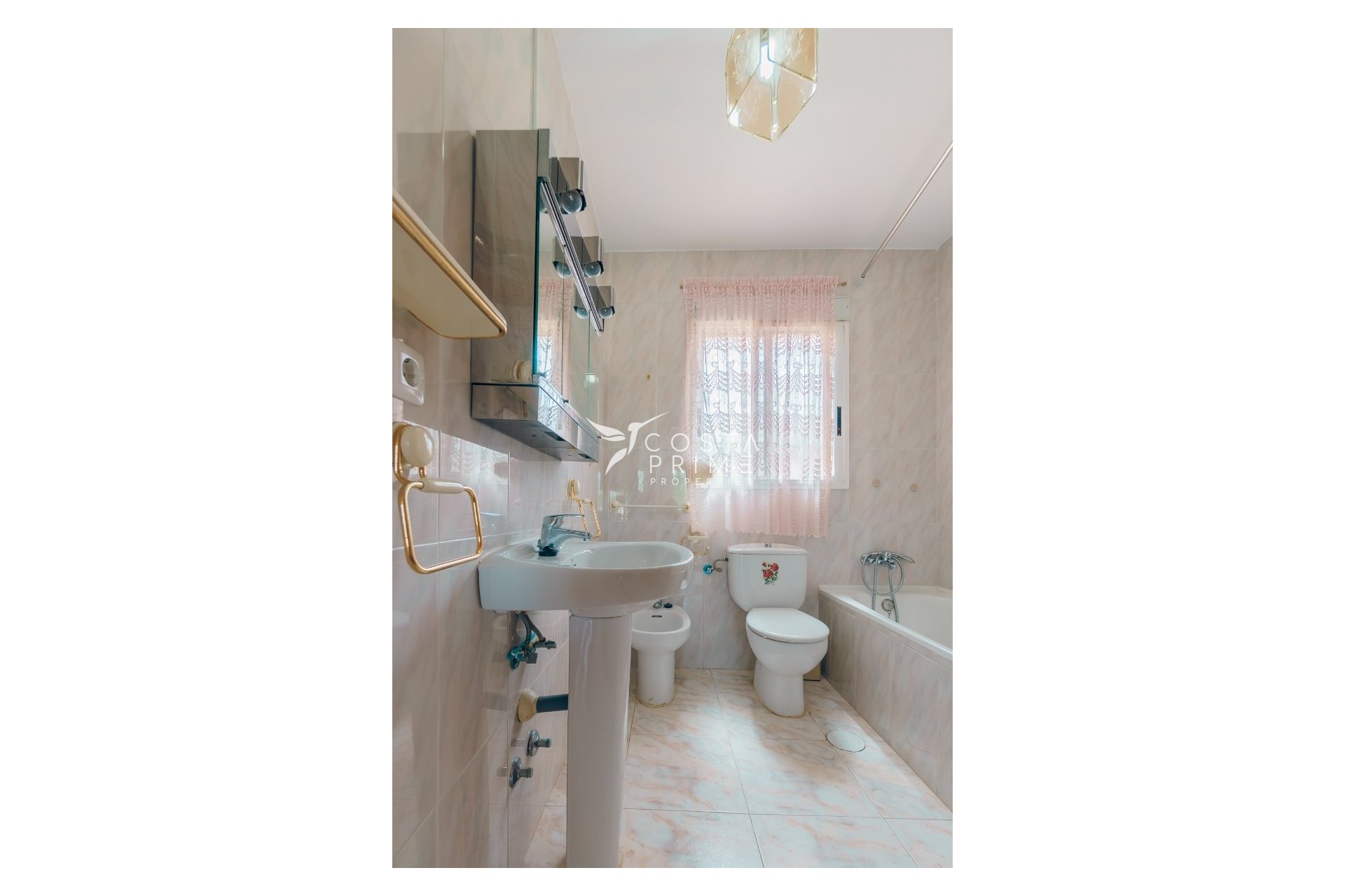 Resale - Townhouse / Semi - Albir