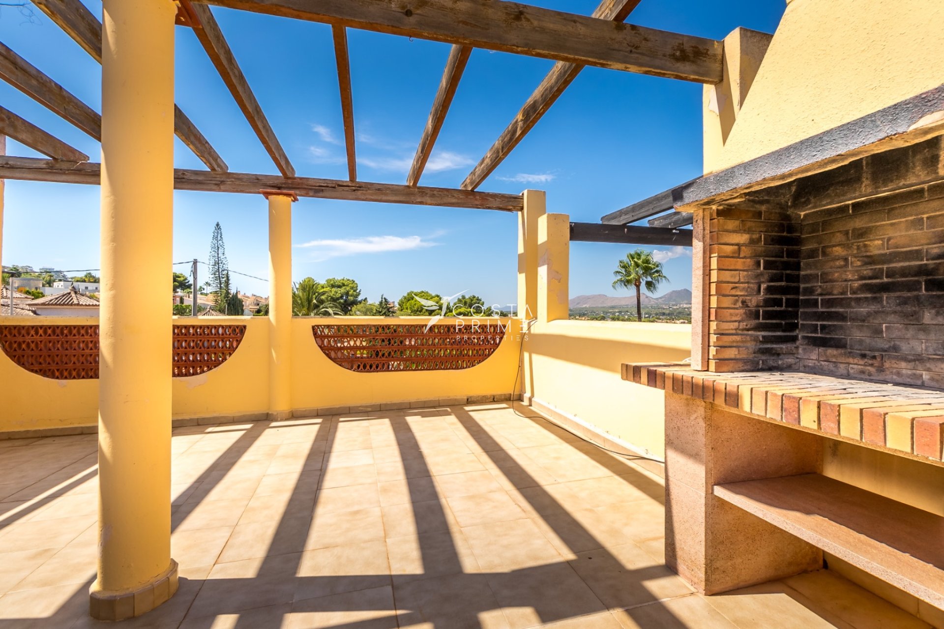 Resale - Townhouse / Semi - Albir