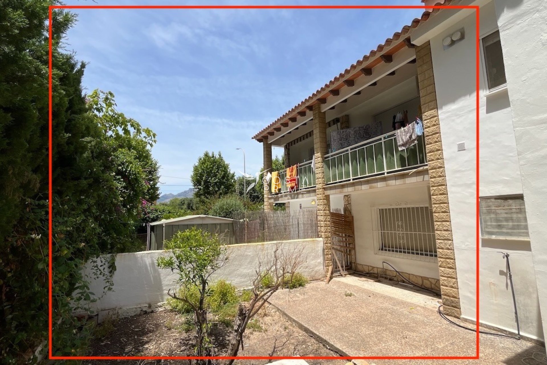 Resale - Townhouse / Semi - Albir